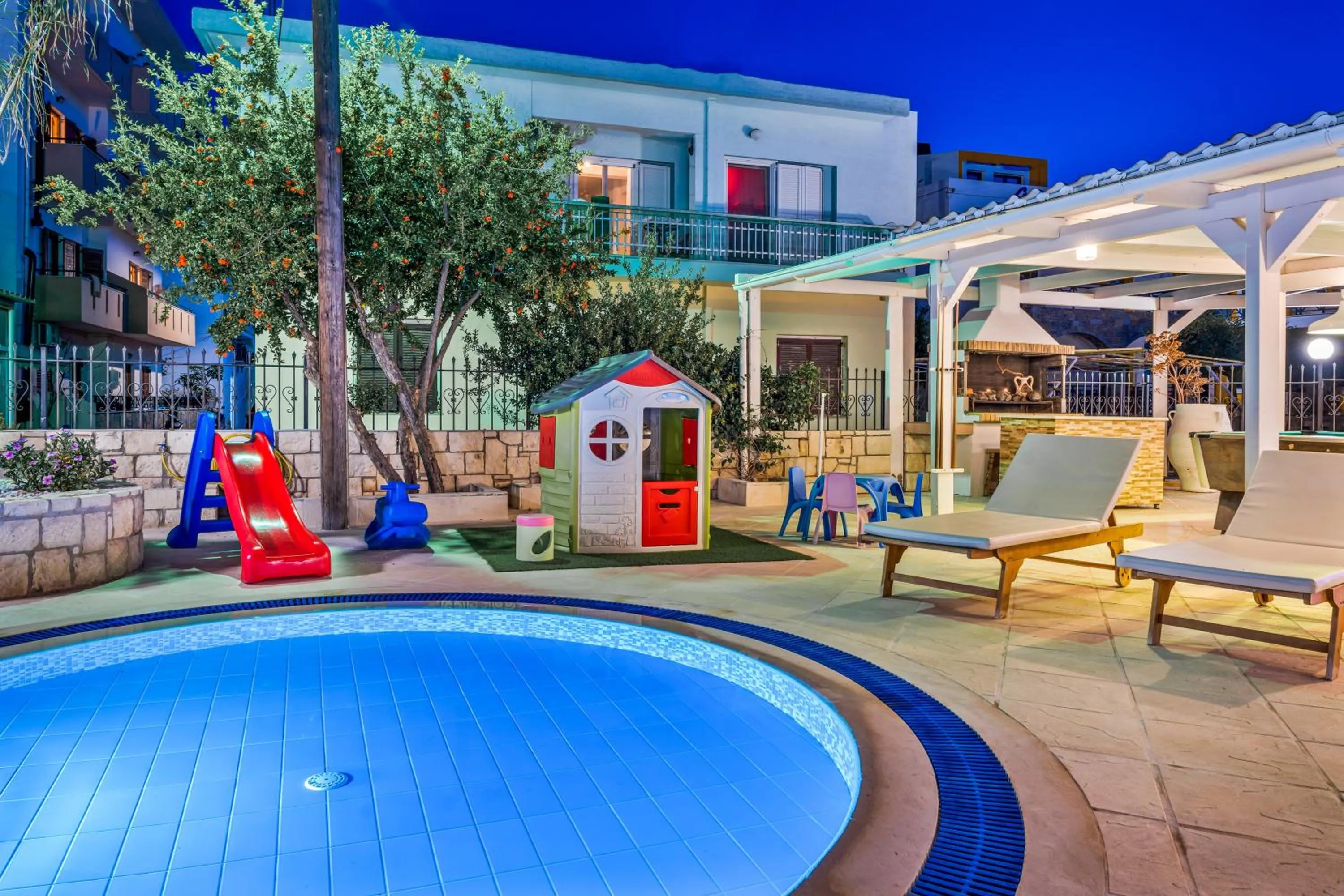 Swimming pool in Maria Rousse