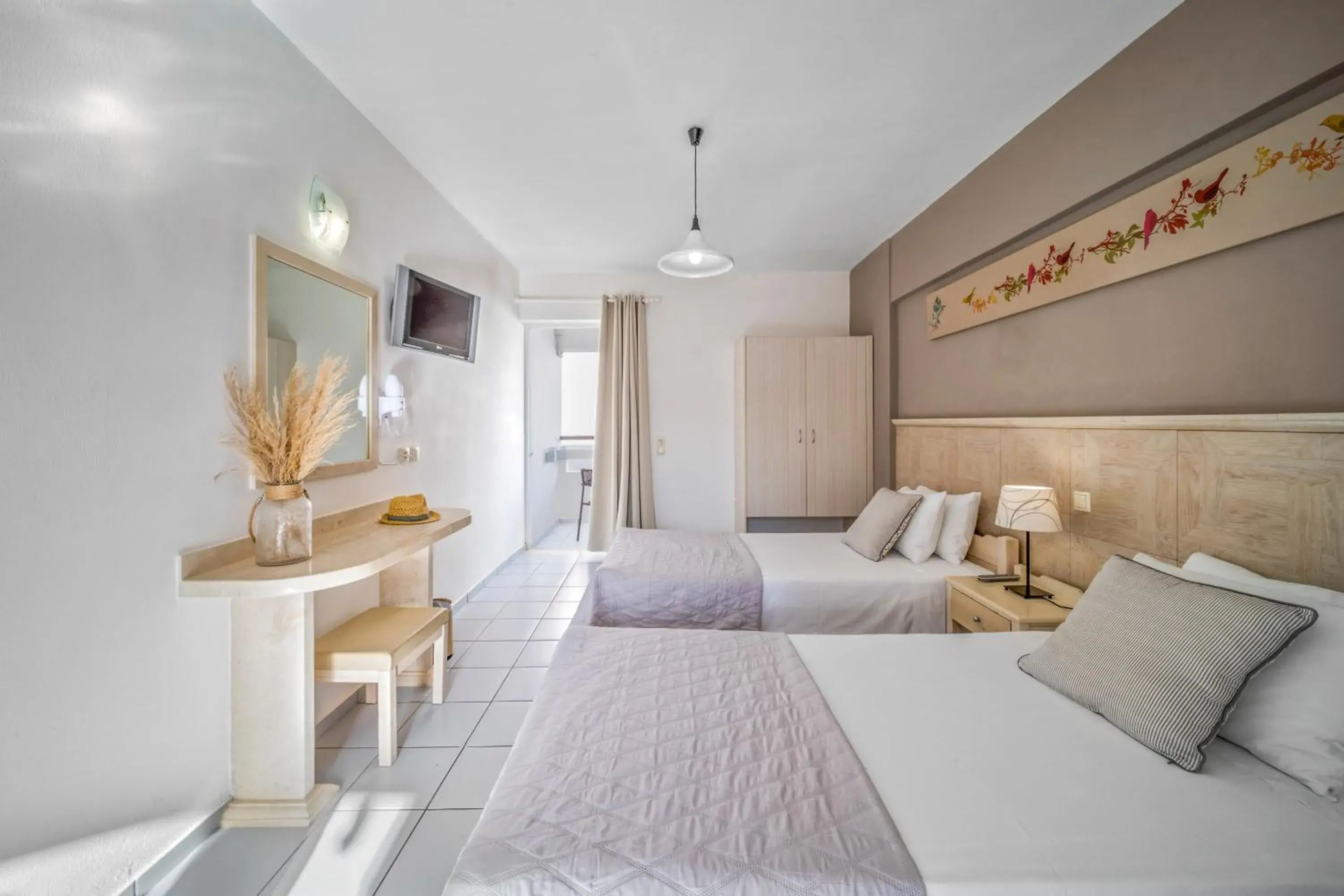 Photo of the whole room, Bed in Maria Rousse Photo of the whole room, Bed in Maria Rousse