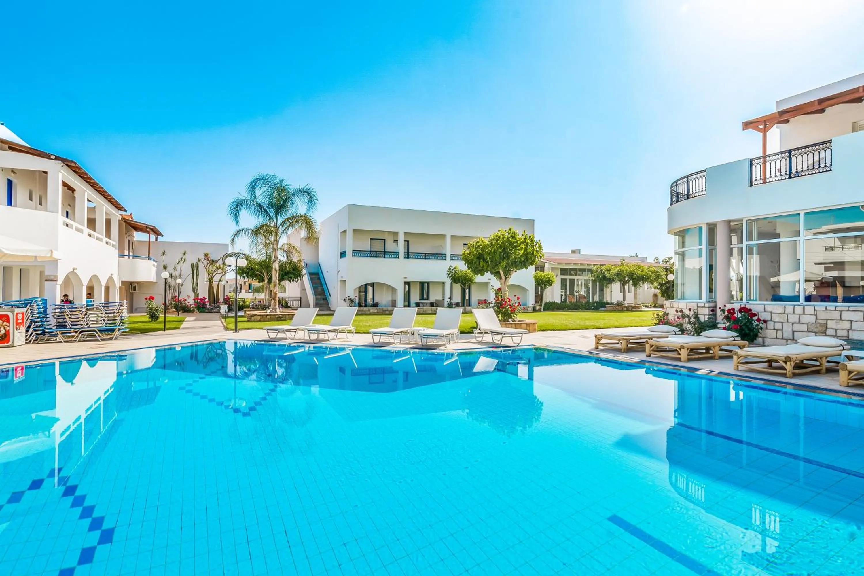 Swimming pool in Maria Rousse