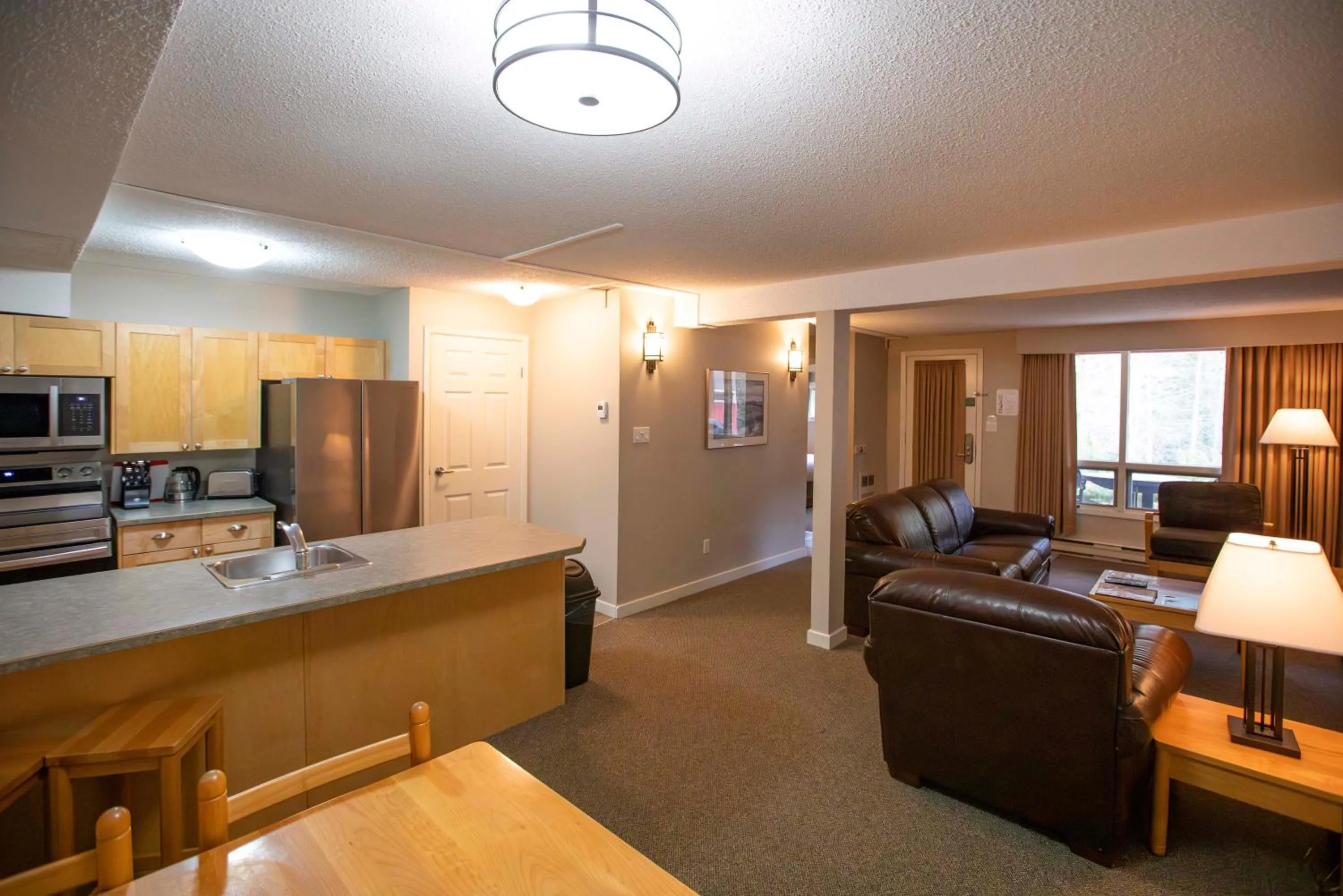 Living room in Panorama Vacation Retreat at Horsethief Lodge