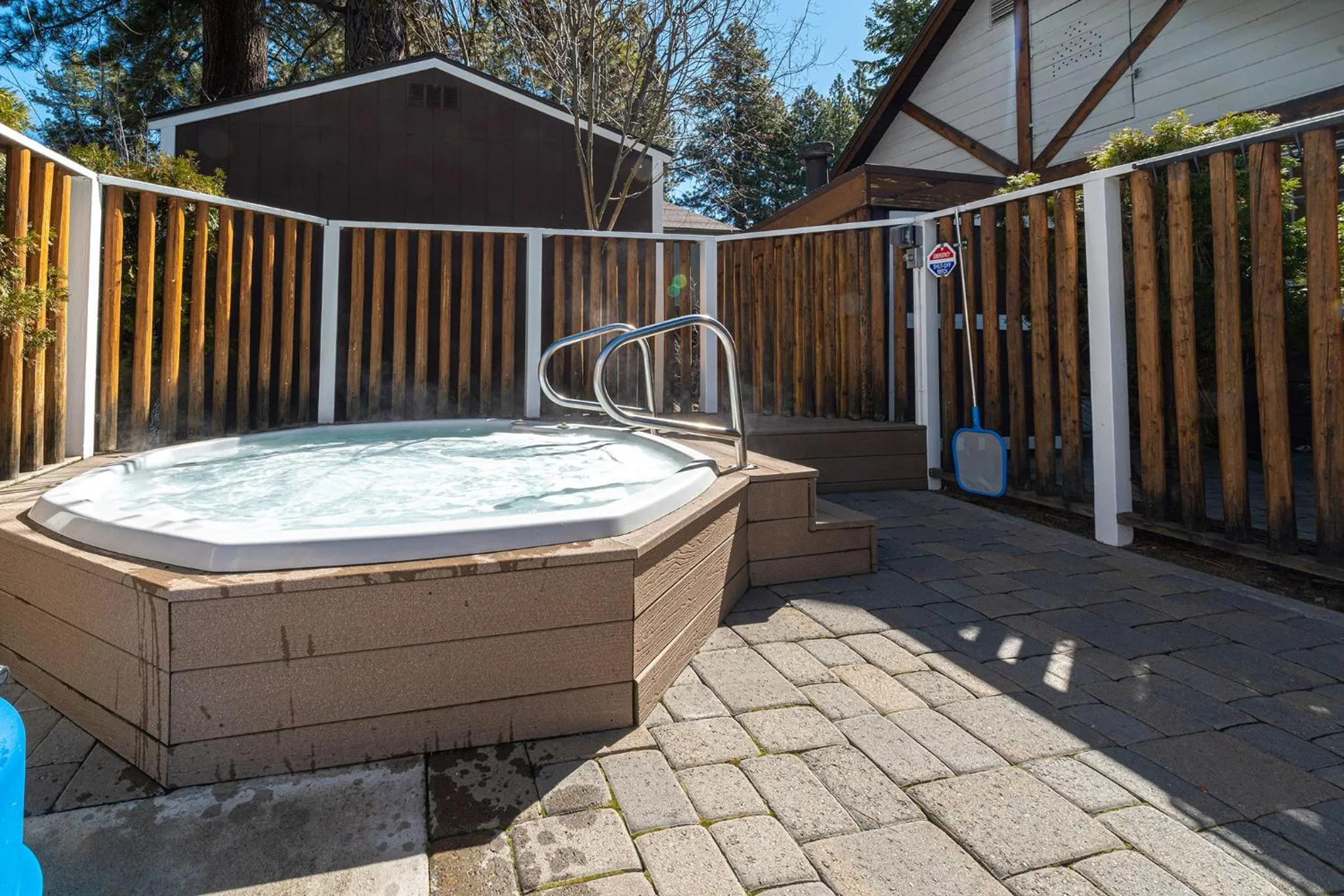 Hot Tub in Red Wolf Lakeside Lodge