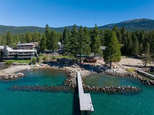 Red Wolf Lakeside Lodge Red Wolf Lakeside Lodge