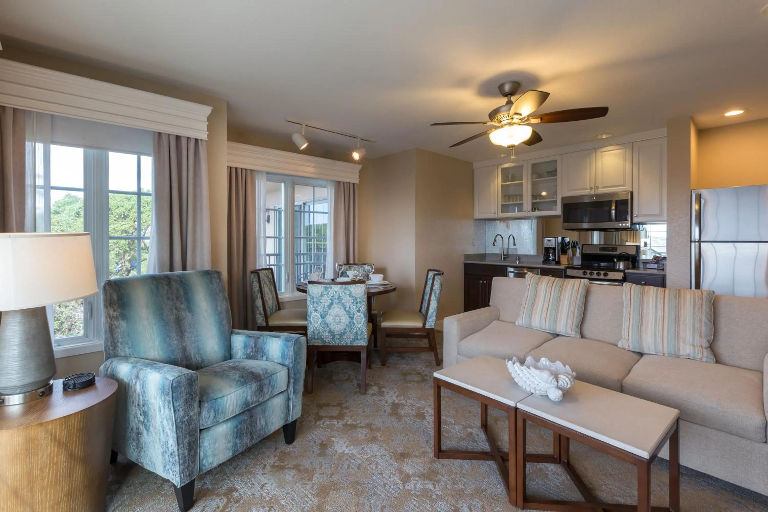 Kitchen or kitchenette in Villa L'Auberge