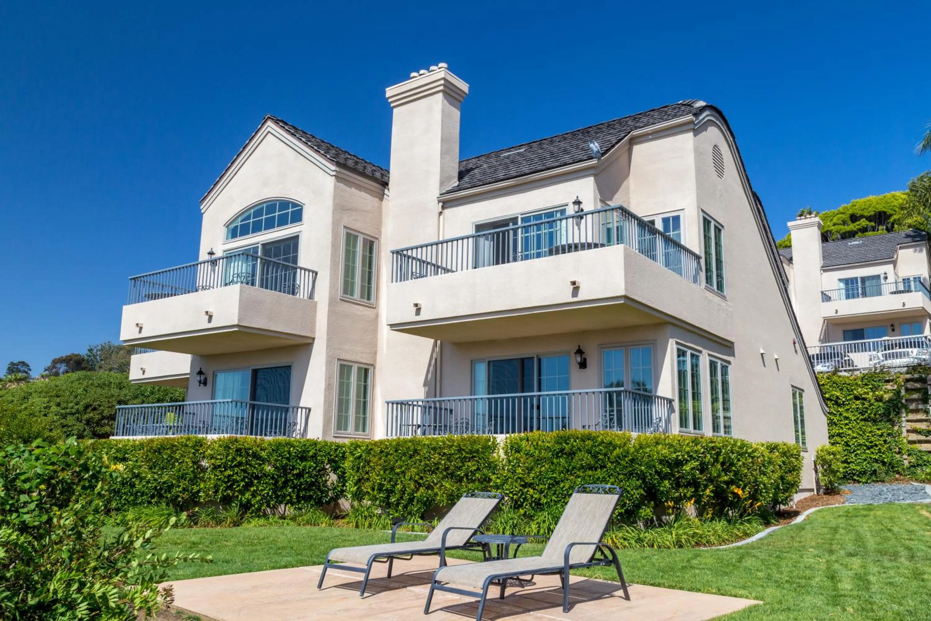 Facade/entrance in Villa L'Auberge