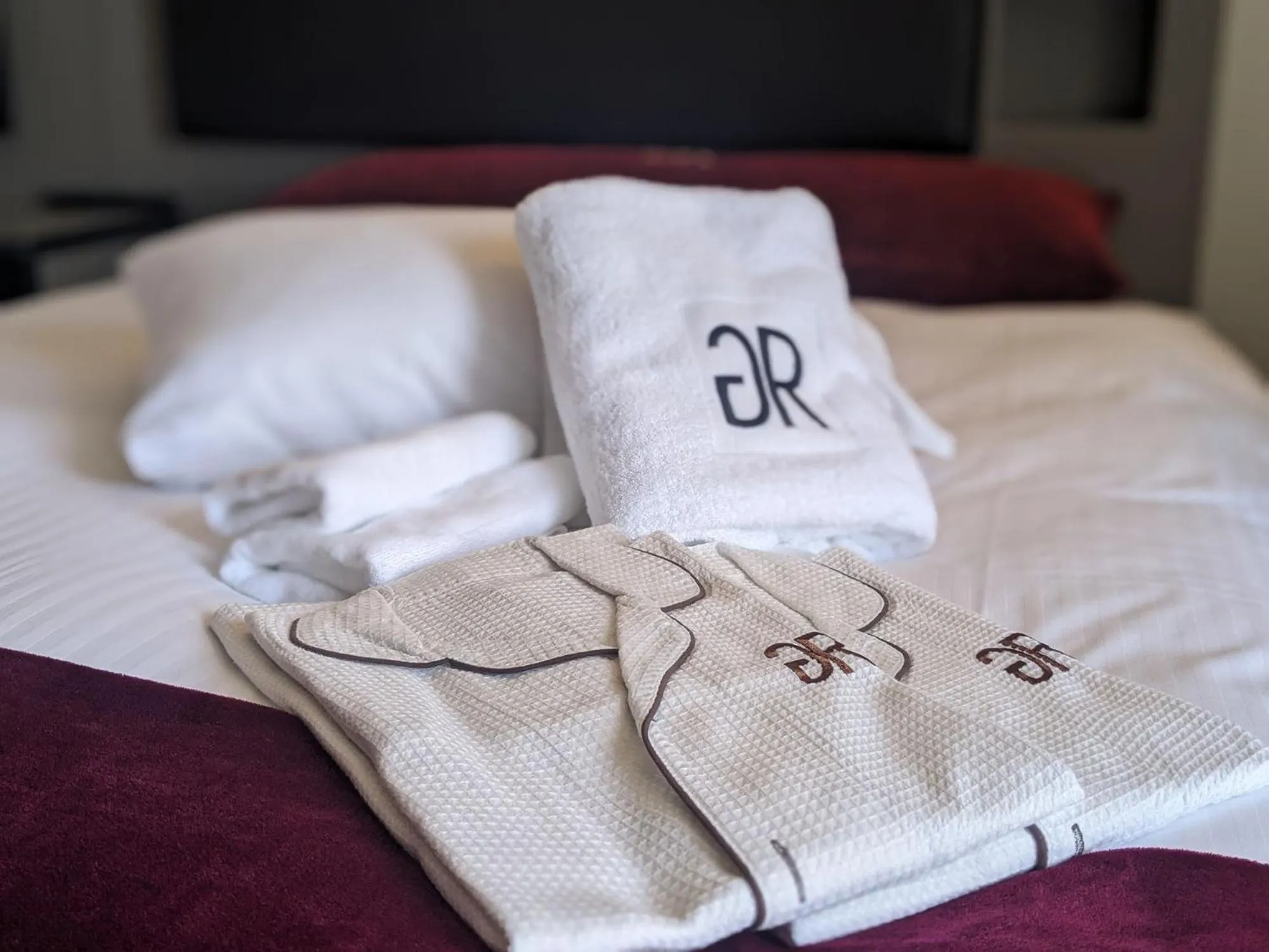 Area and facilities, Bed in Green Rich Hotel Nishitetsu Ohashi Ekimae