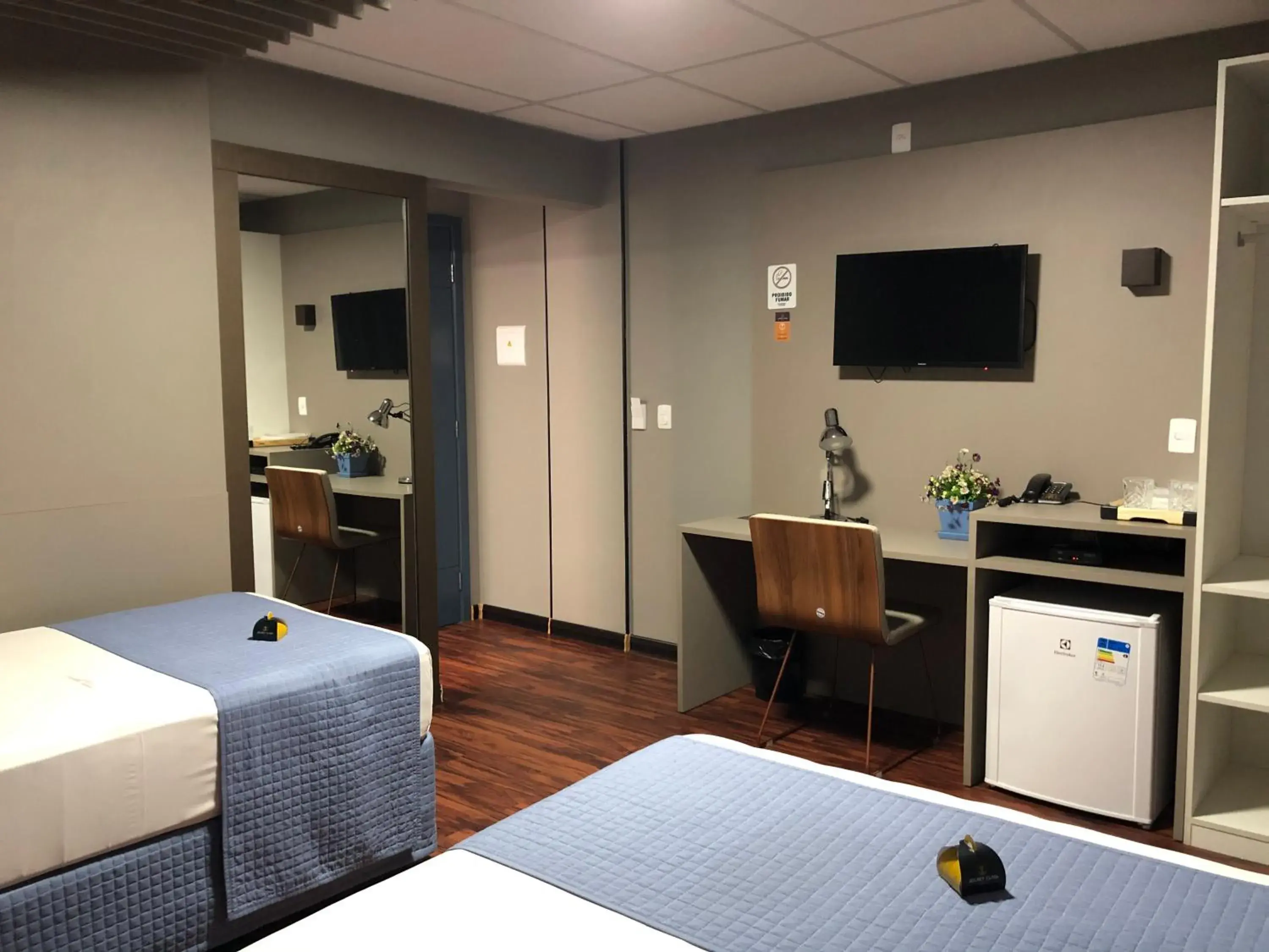 Triple Room in Jockey Class Hotel Triple Room in Jockey Class Hotel