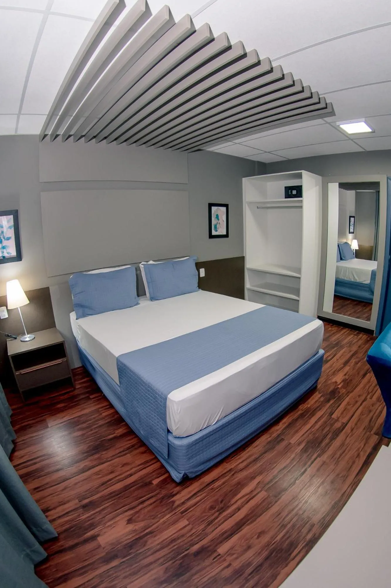 Queen Room in Jockey Class Hotel