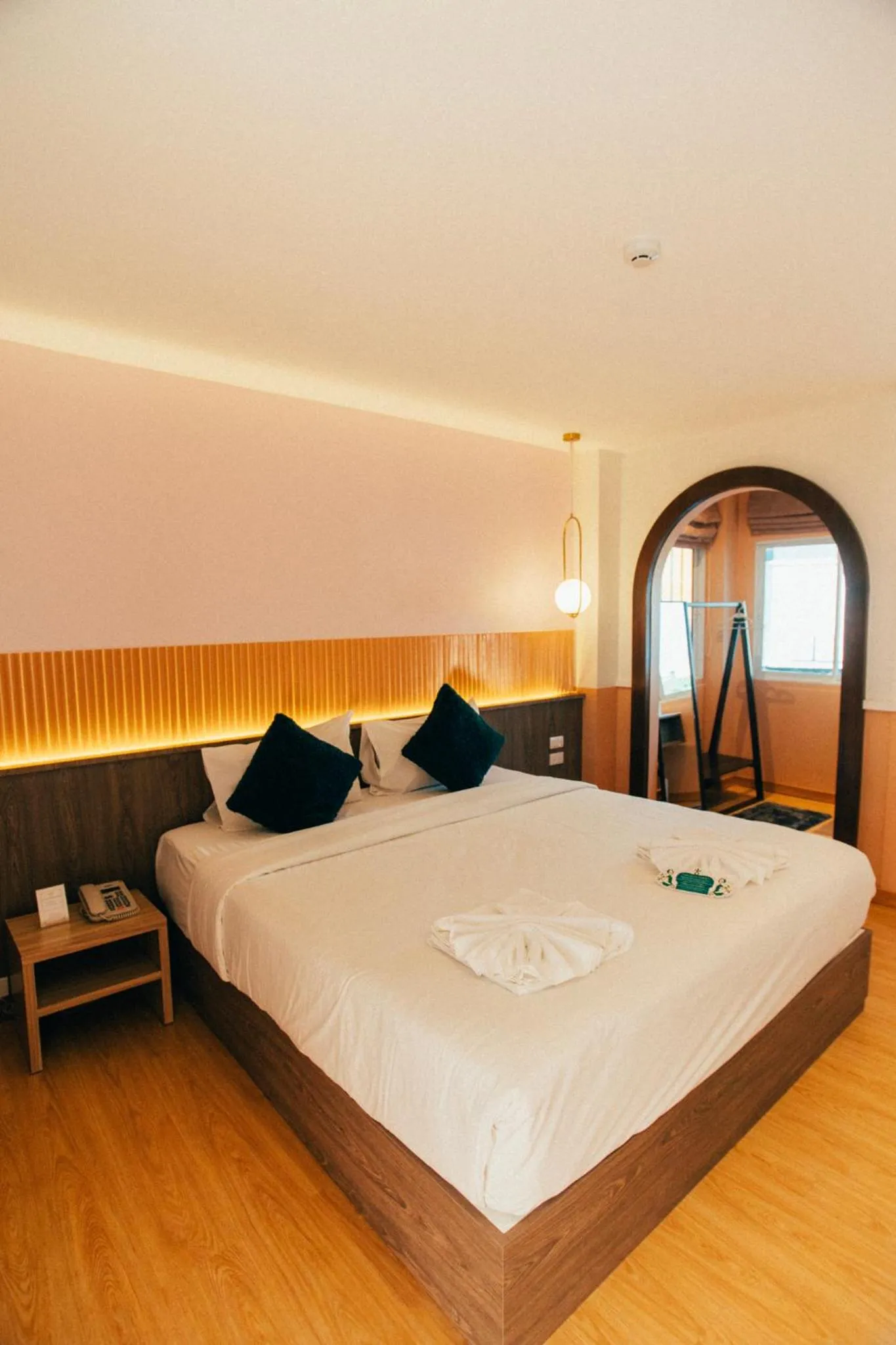 Bed in Victoria Nimman Hotel