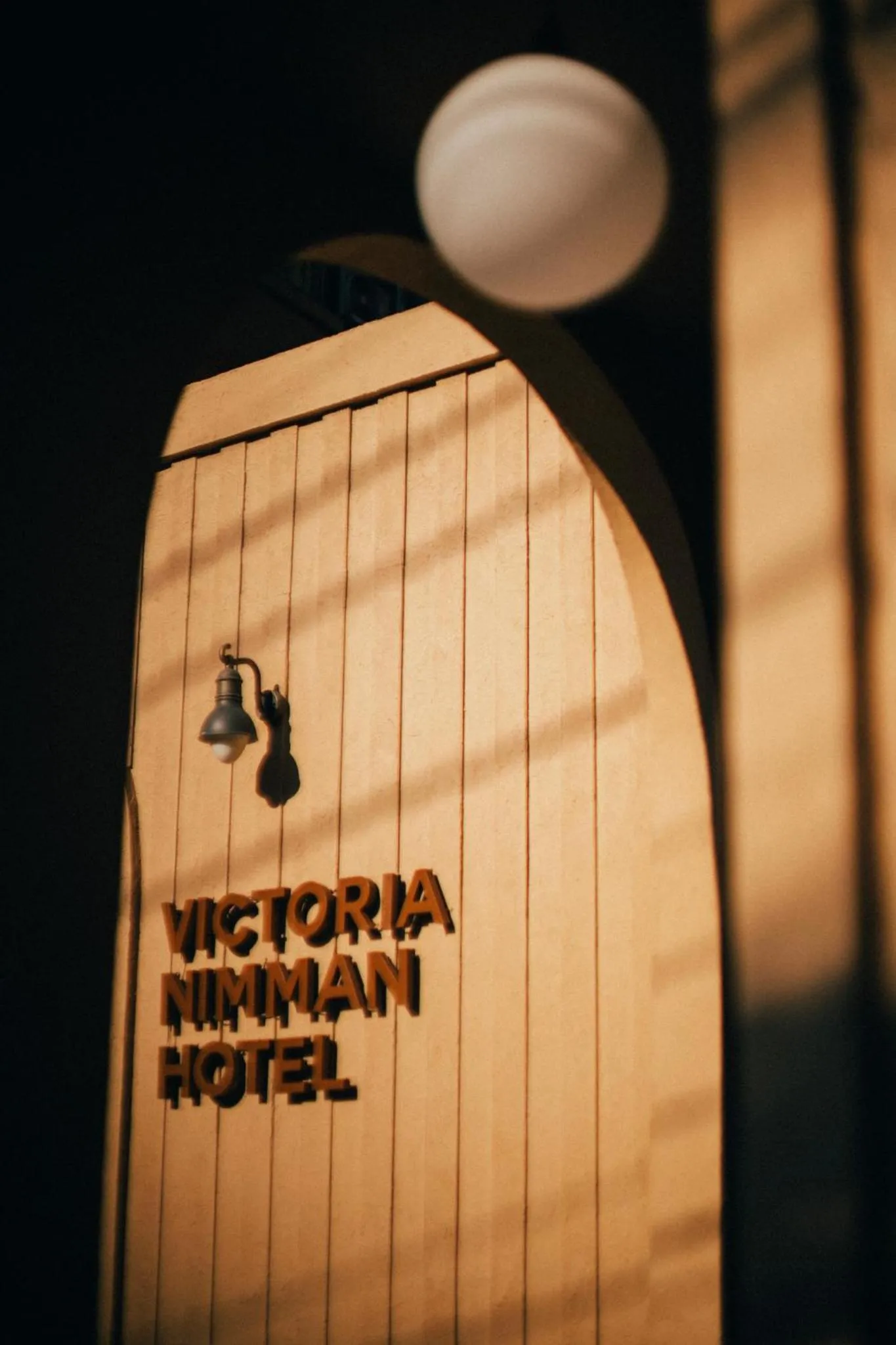 Victoria Nimman Hotel