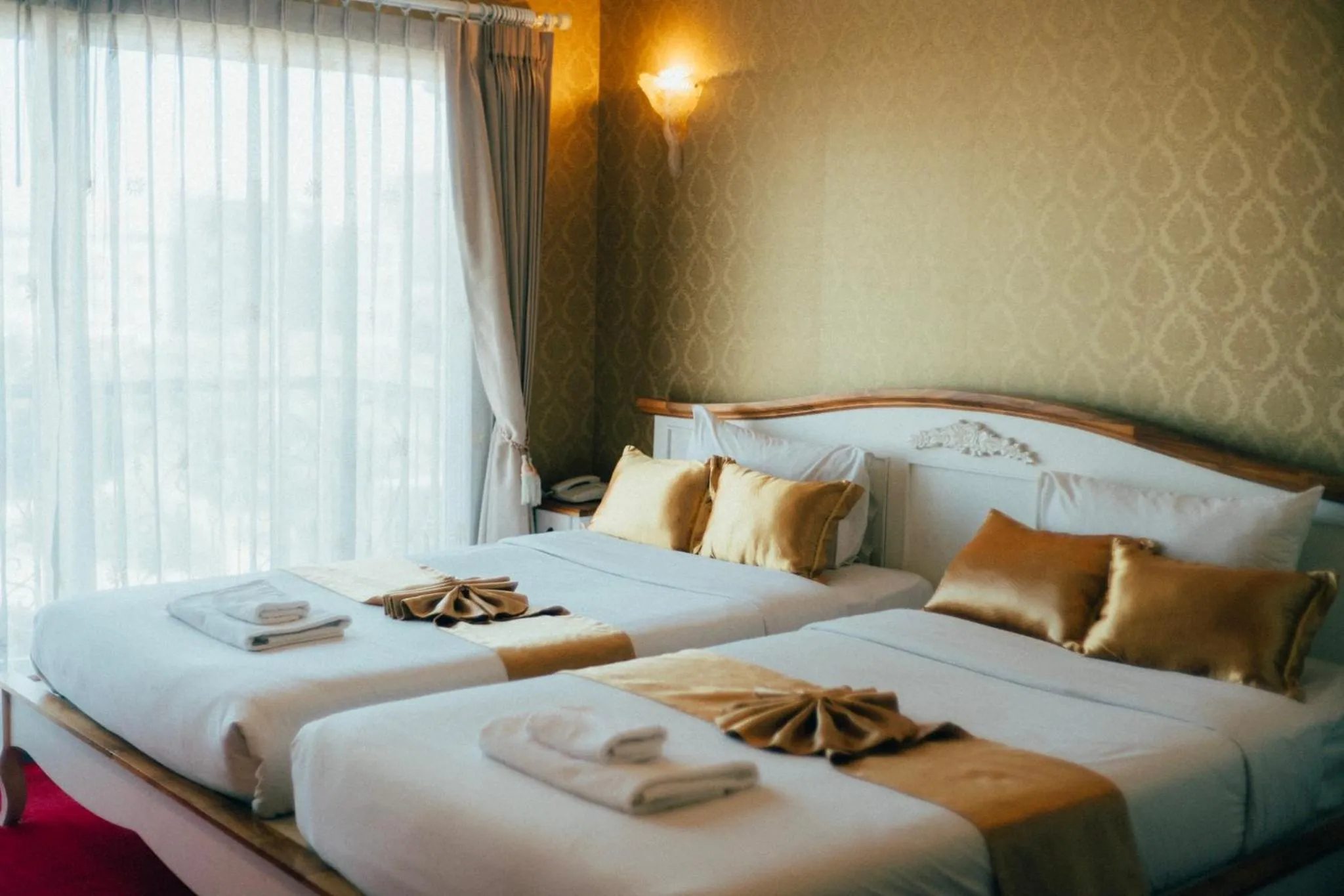 Bed in Victoria Nimman Hotel