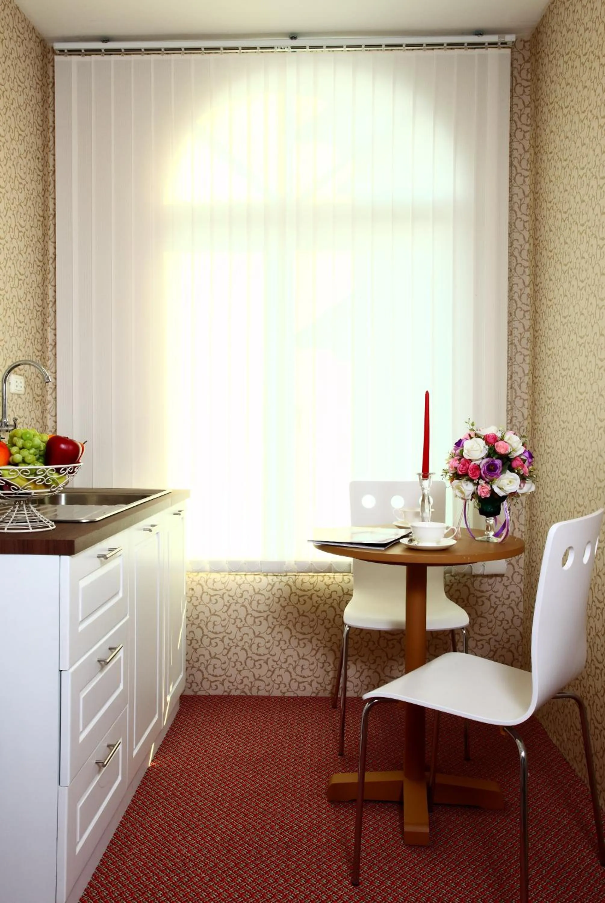 Seating area in Victoria Nimman Hotel