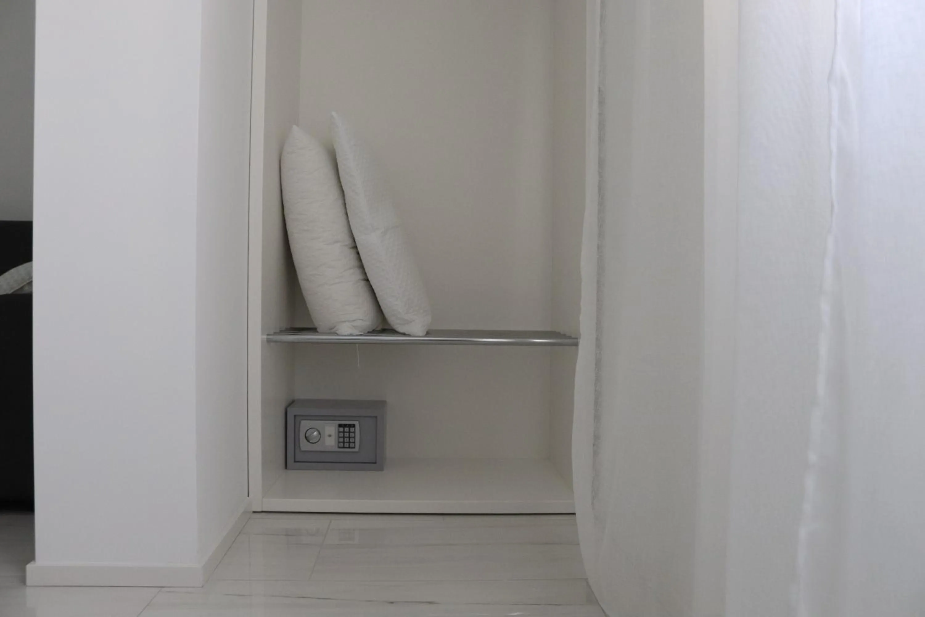 furniture in B&B JOELE