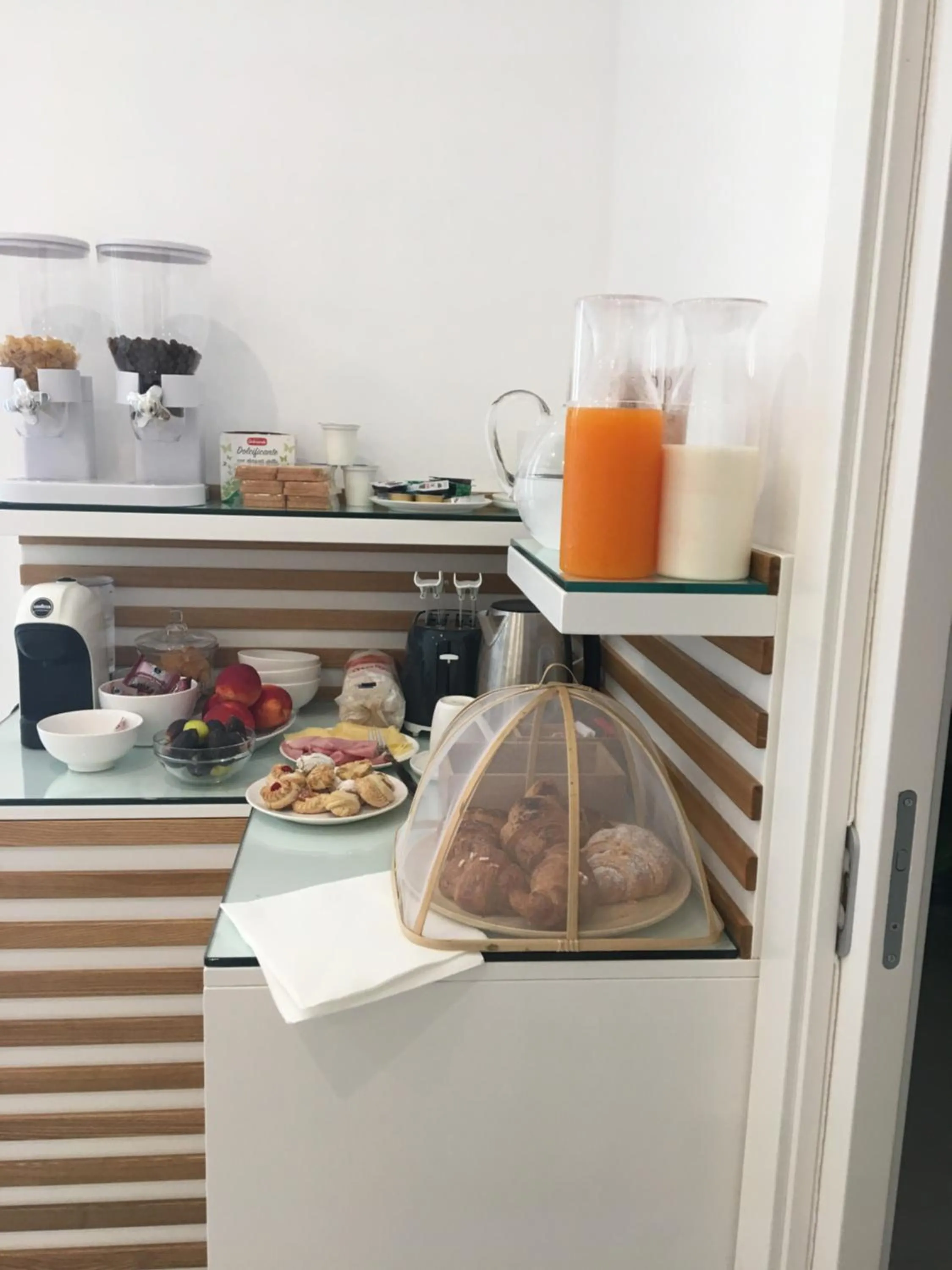 Food and drinks in B&B JOELE