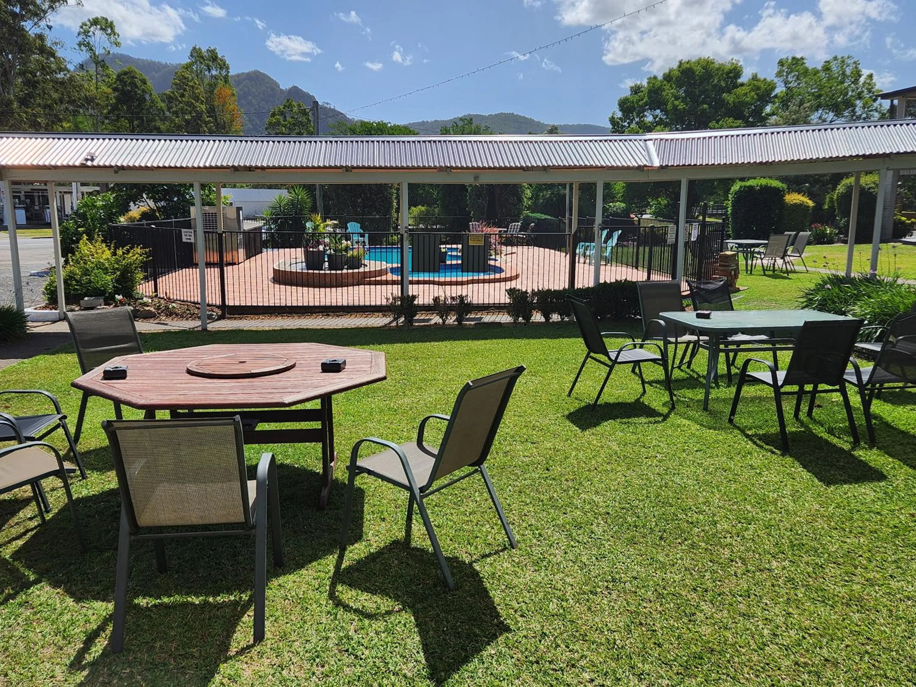 Garden in Bucketts Way Motel Gloucester