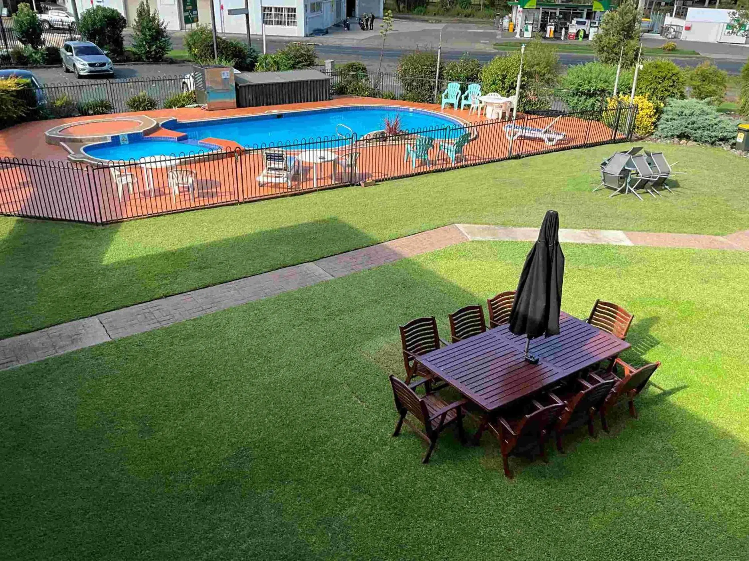 Swimming pool in Bucketts Way Motel Gloucester Swimming pool in Bucketts Way Motel Gloucester