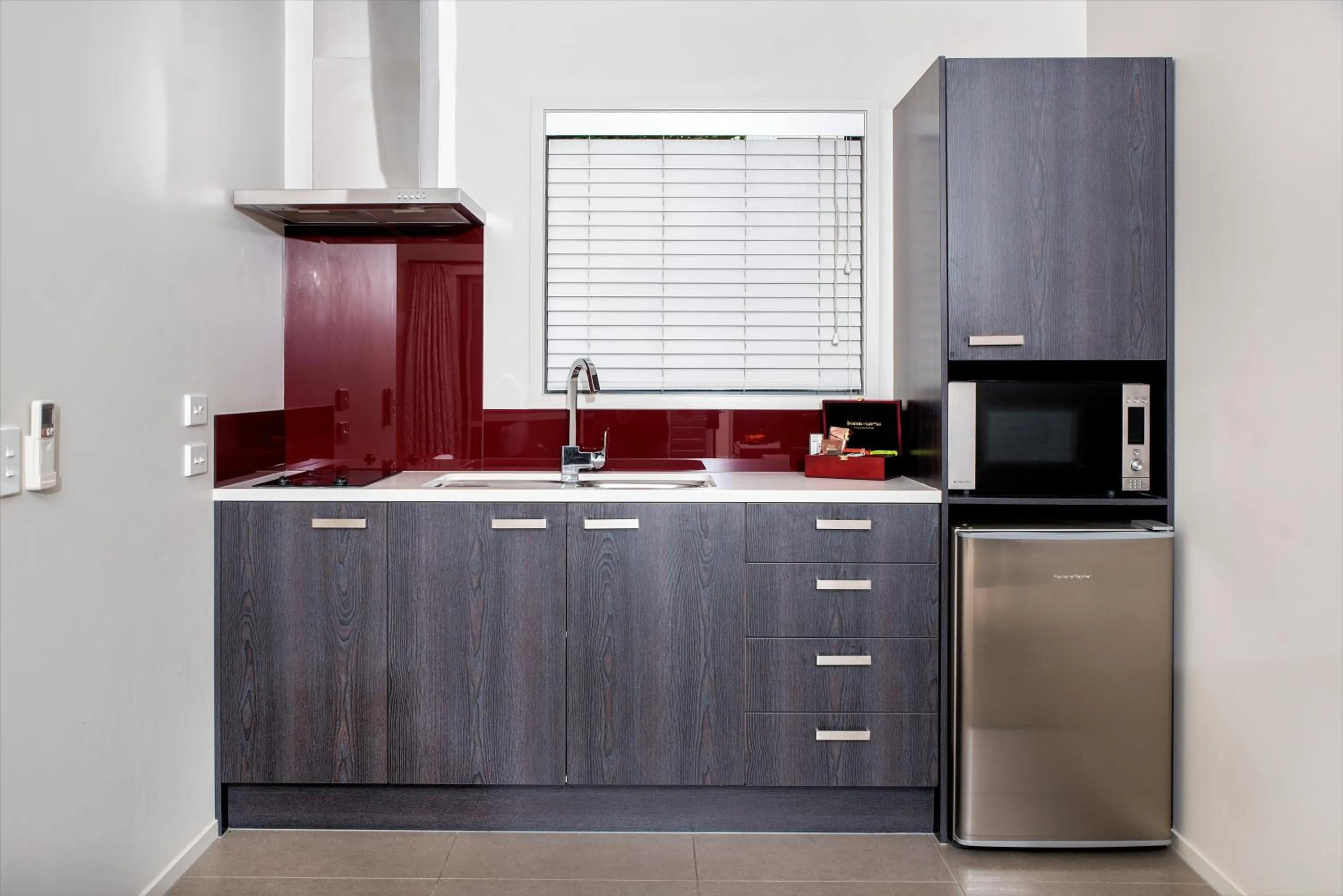 Kitchen or kitchenette in 37 The Landing Motel