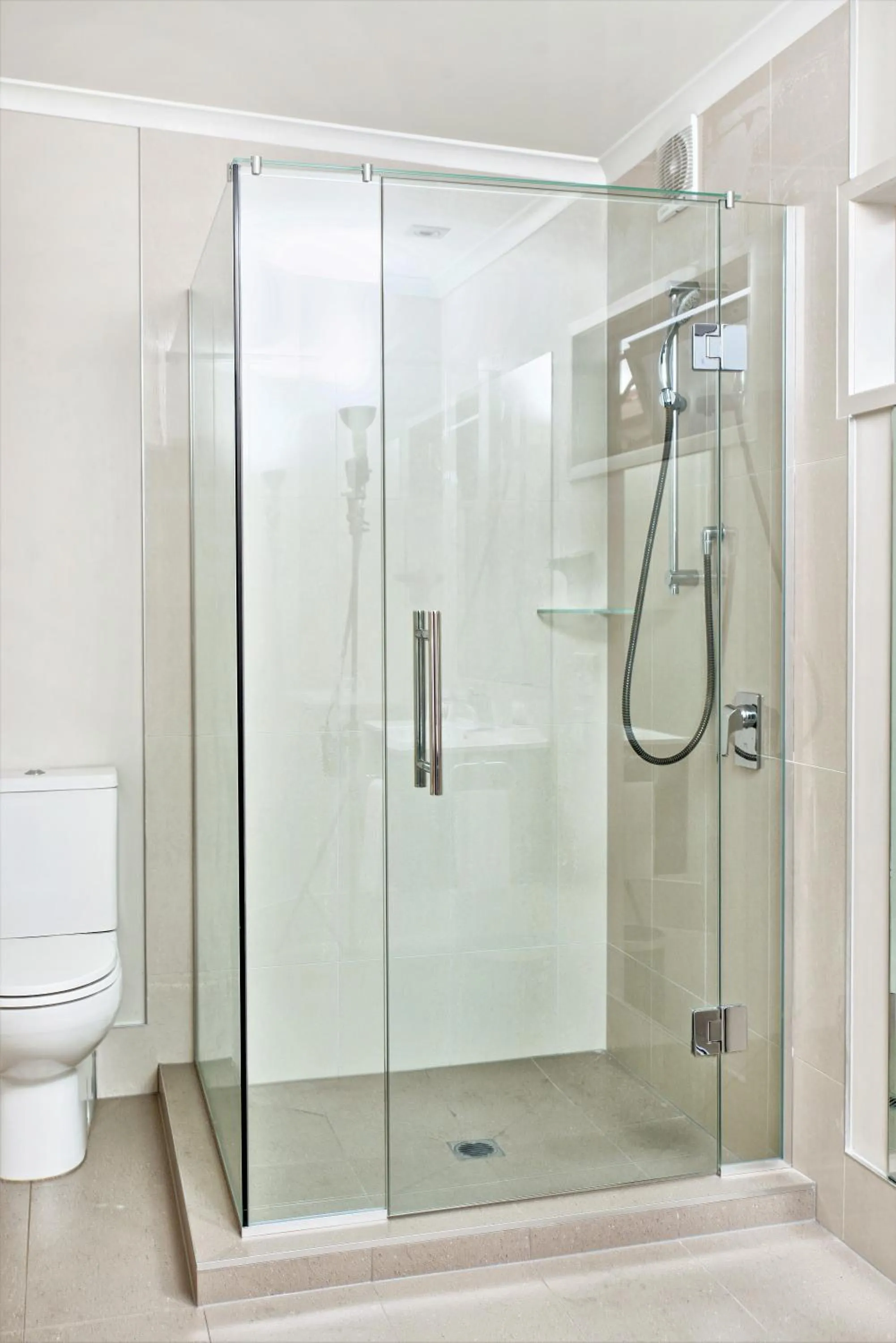 Bathroom in 37 The Landing Motel