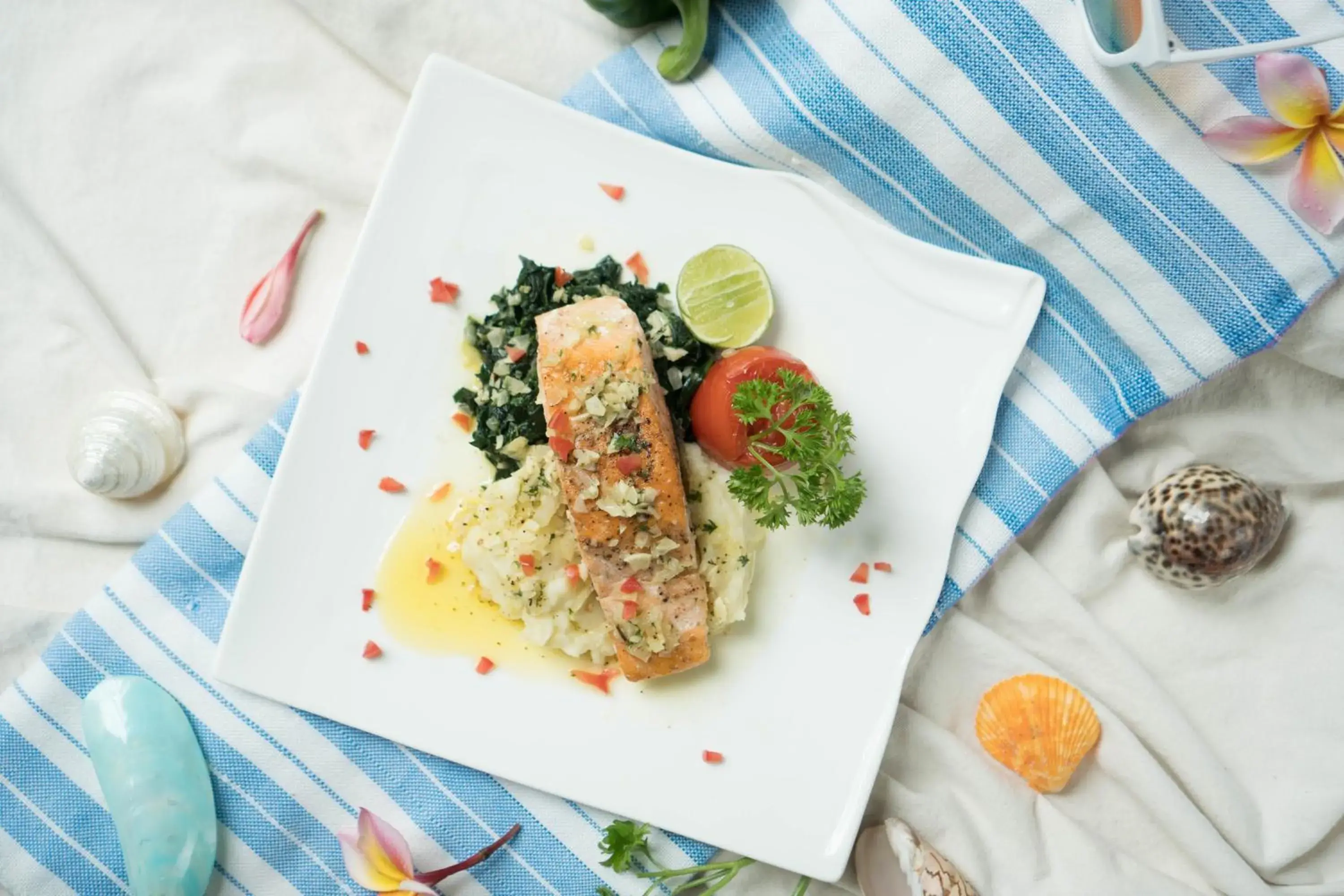 Food and drinks in Cera Resort @ Cha-am Food and drinks in Cera Resort @ Cha-am