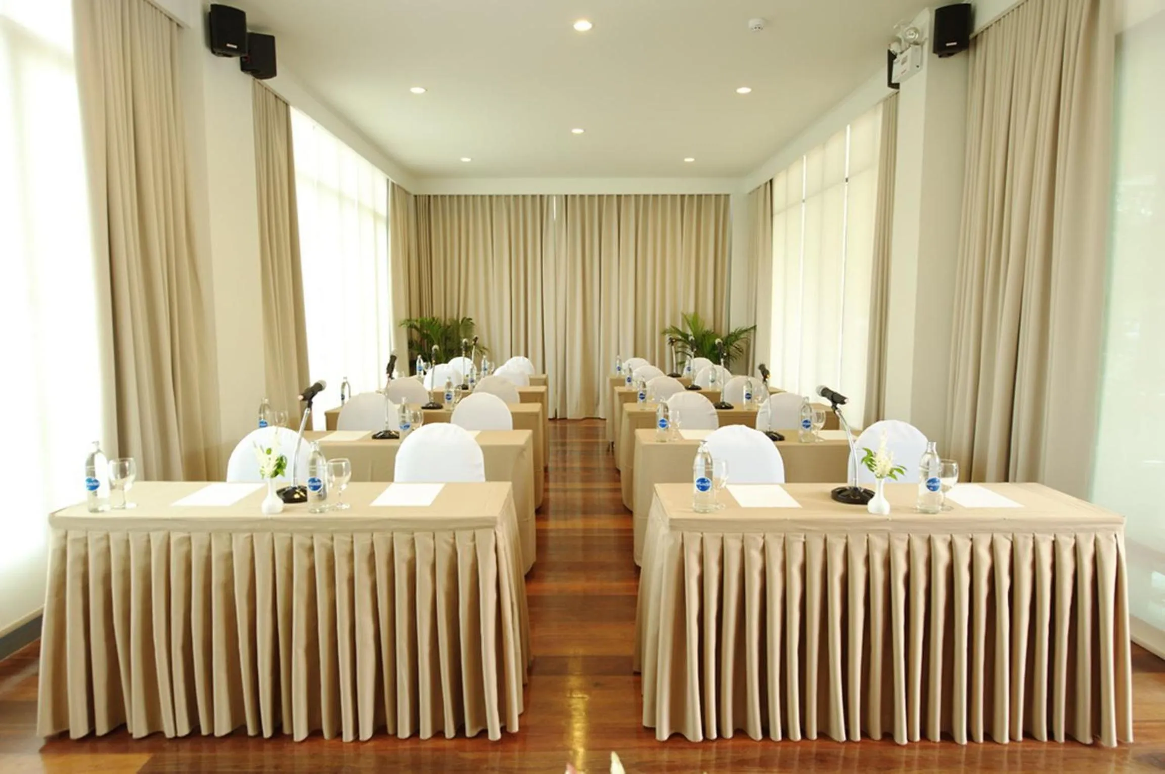 Business facilities in Cera Resort @ Cha-am