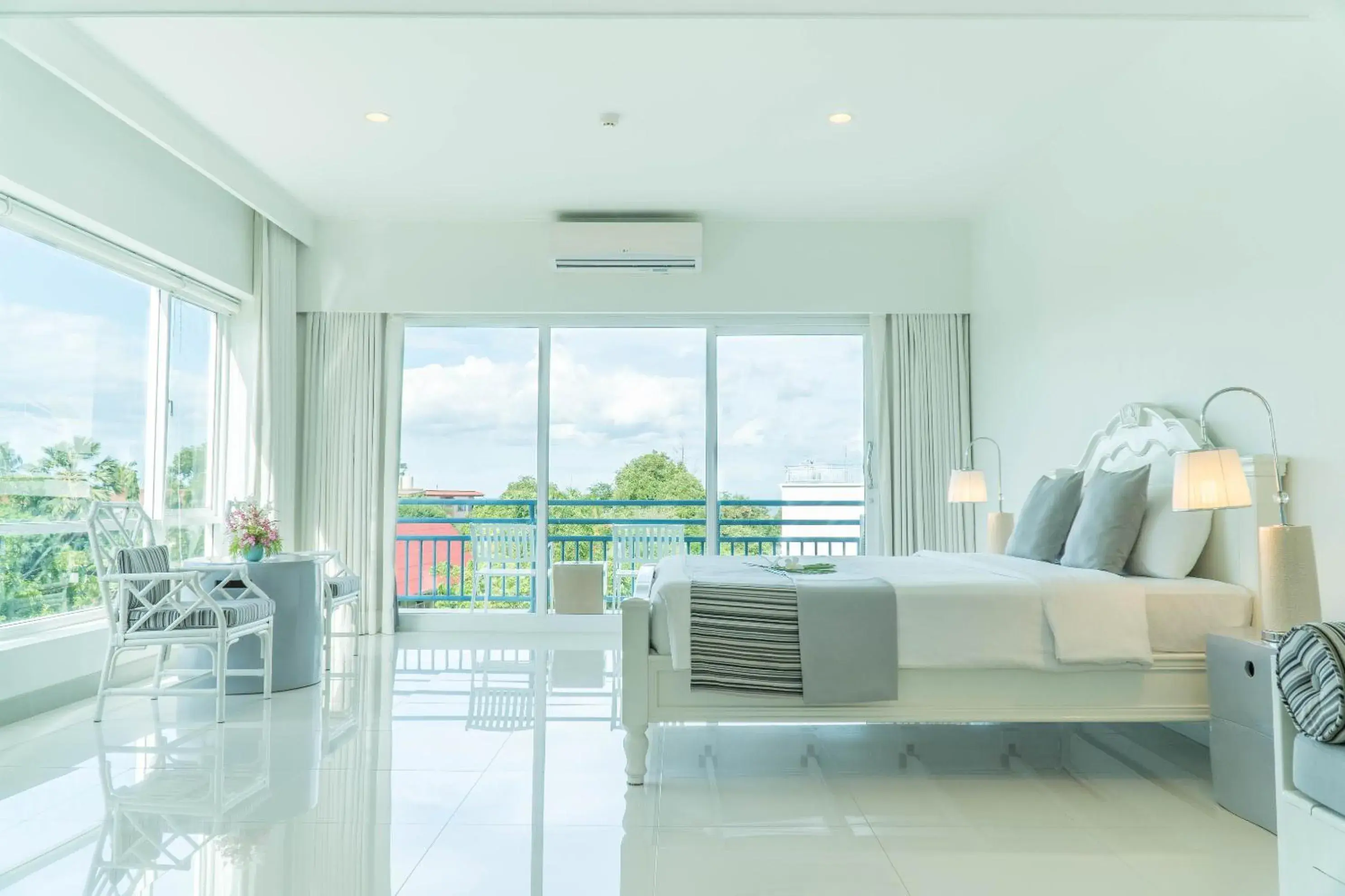 Bed in Cera Resort @ Cha-am Bed in Cera Resort @ Cha-am