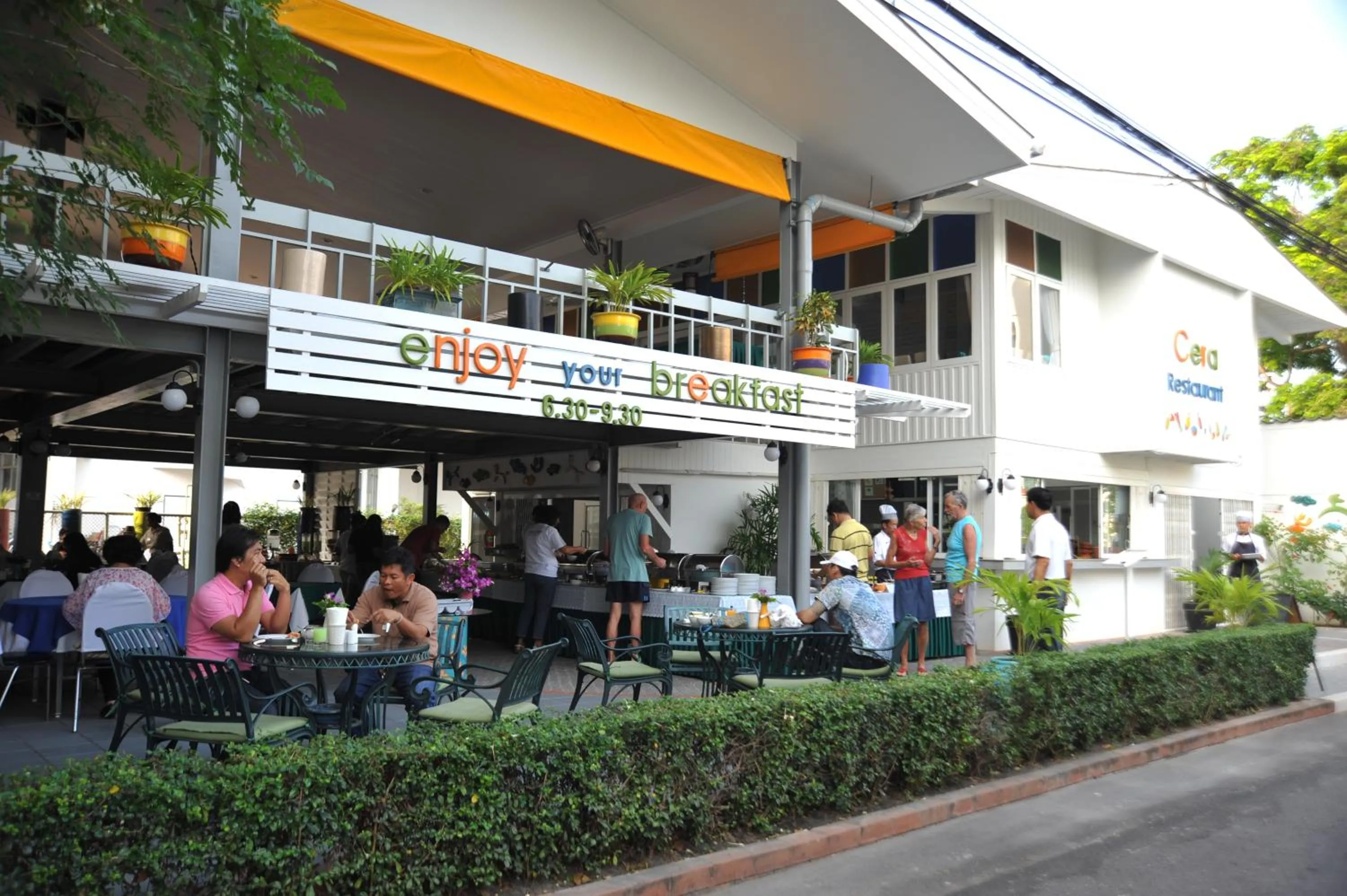 Restaurant/places to eat in Cera Resort @ Cha-am