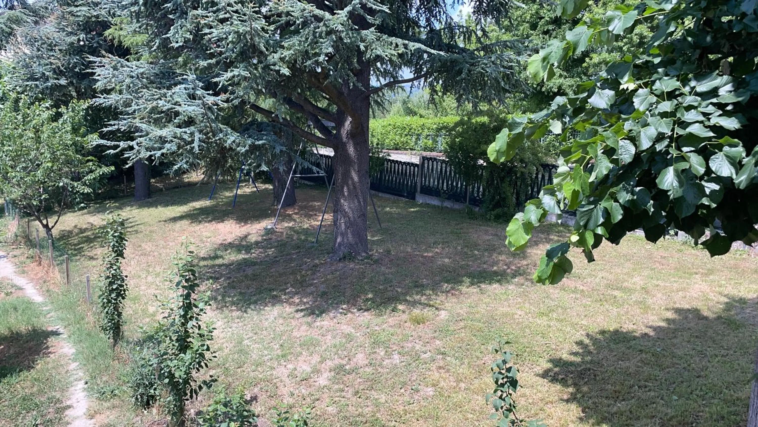 Quiet street view in Casa T Bed and Breakfast & Home Restaurant di Tacchino Simone