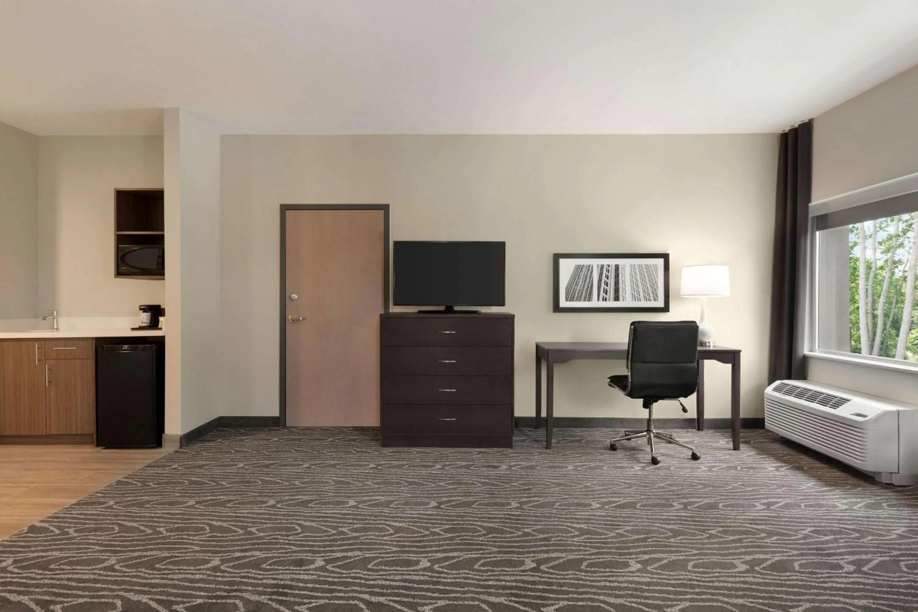 Photo of the whole room in La Quinta by Wyndham Rock Hill