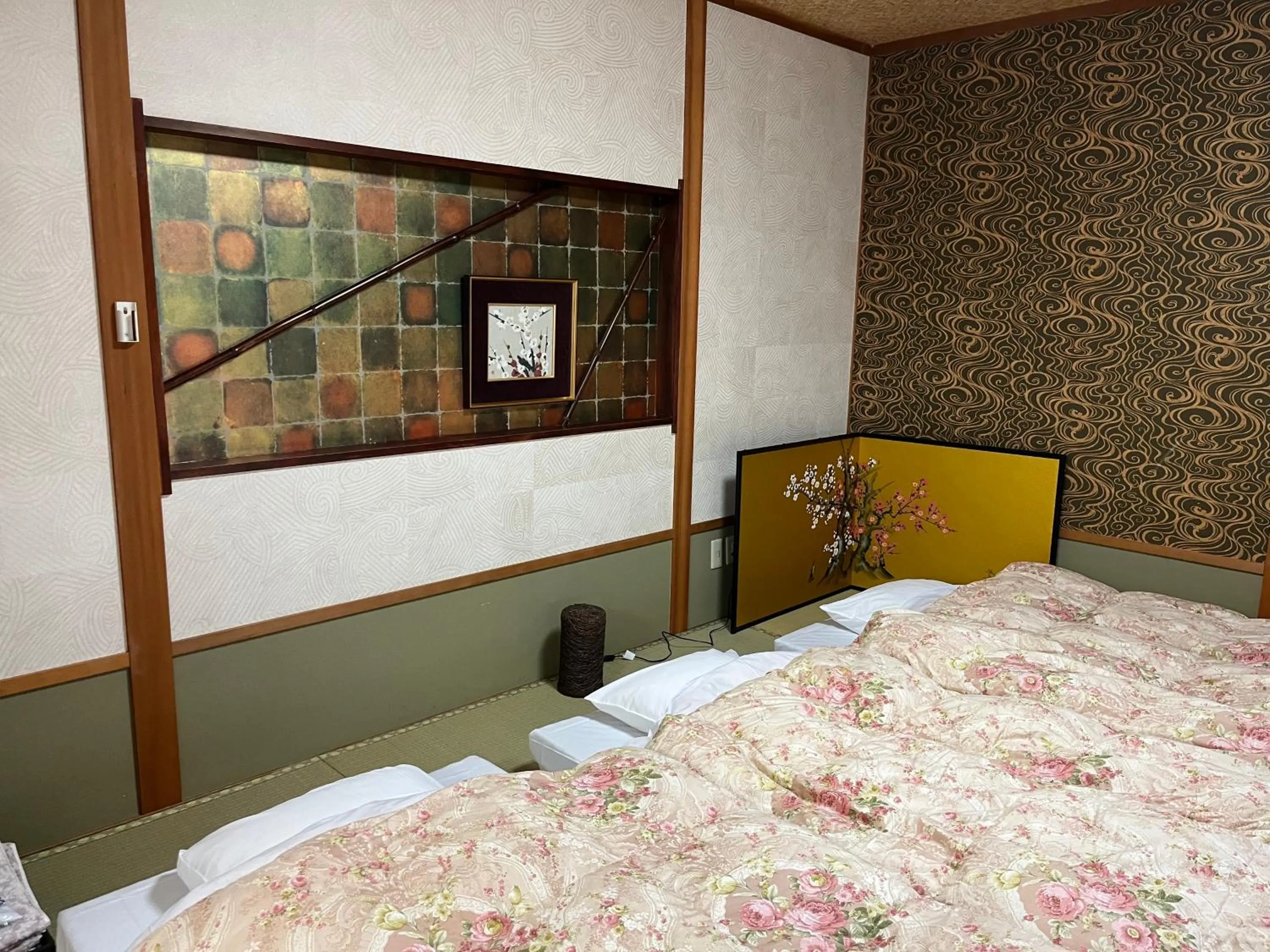 Bedroom, Bed in Kyoto Ryokan Gion Sano