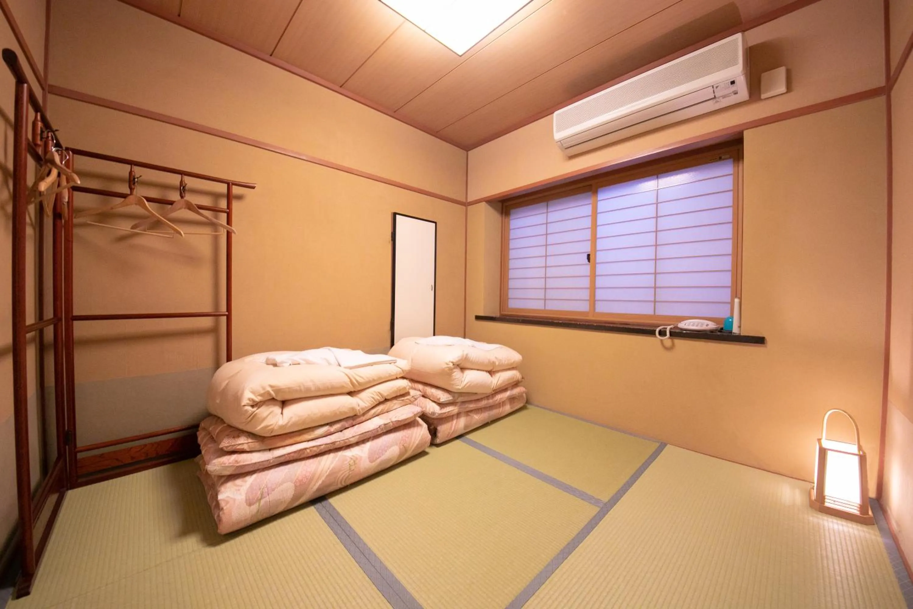 Photo of the whole room in Ohanabo