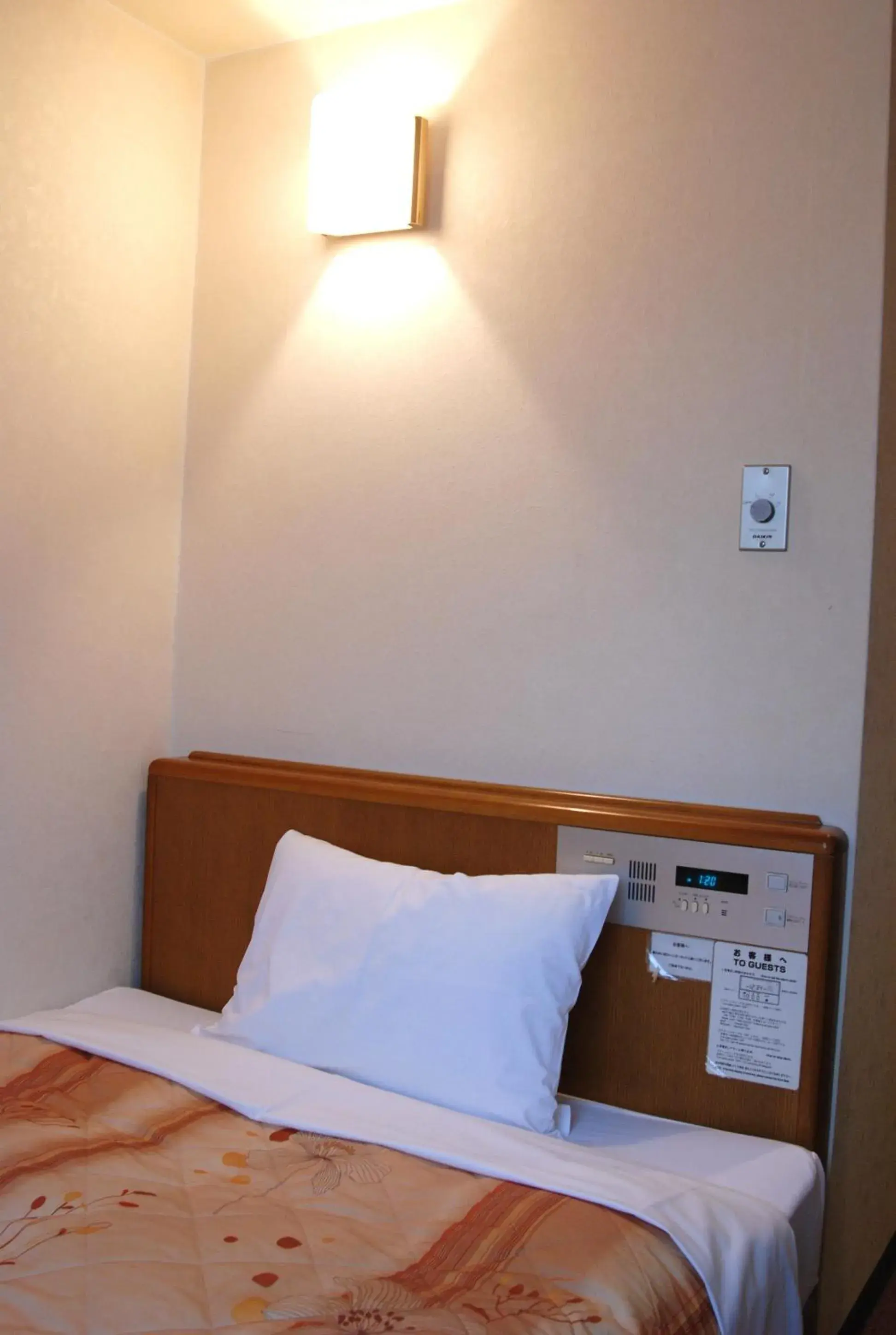 Photo of the whole room, Bed in Business Hotel Nissei Photo of the whole room, Bed in Business Hotel Nissei