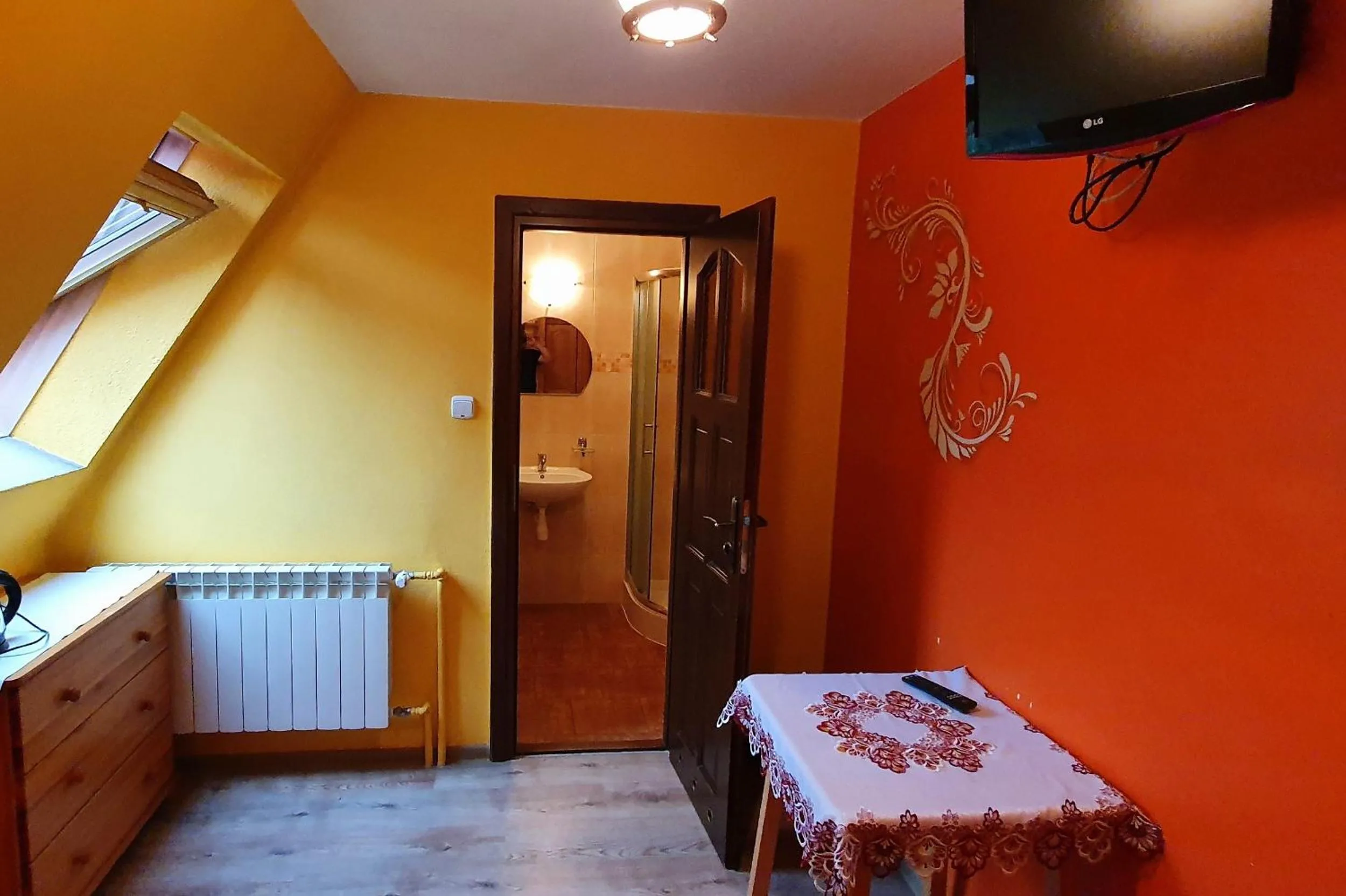 Photo of the whole room, Bed in Tatrzańska Rezydencja pod Brzyzkiem