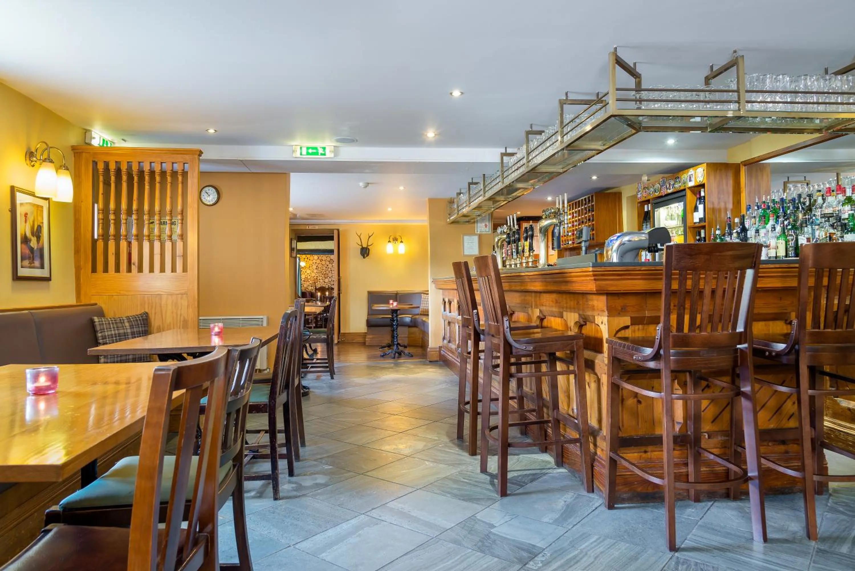 Lounge or bar in The King's Head