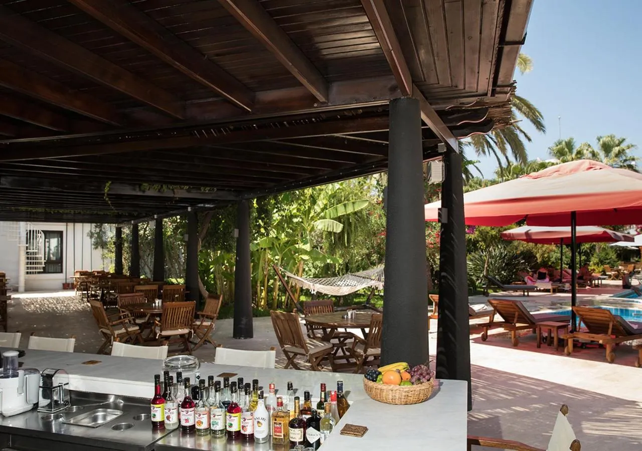 Restaurant/places to eat in Hotel Karia Princess