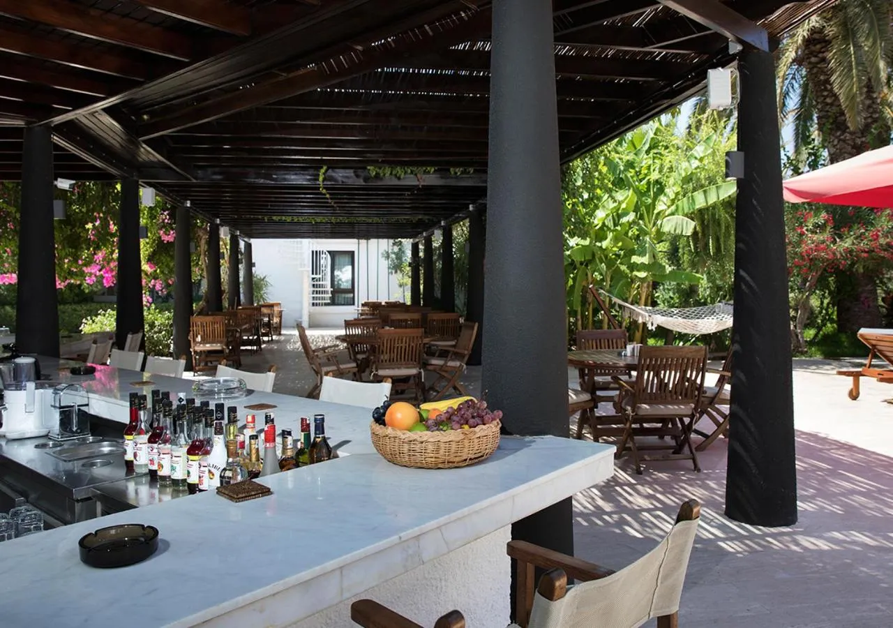 Restaurant/places to eat in Hotel Karia Princess