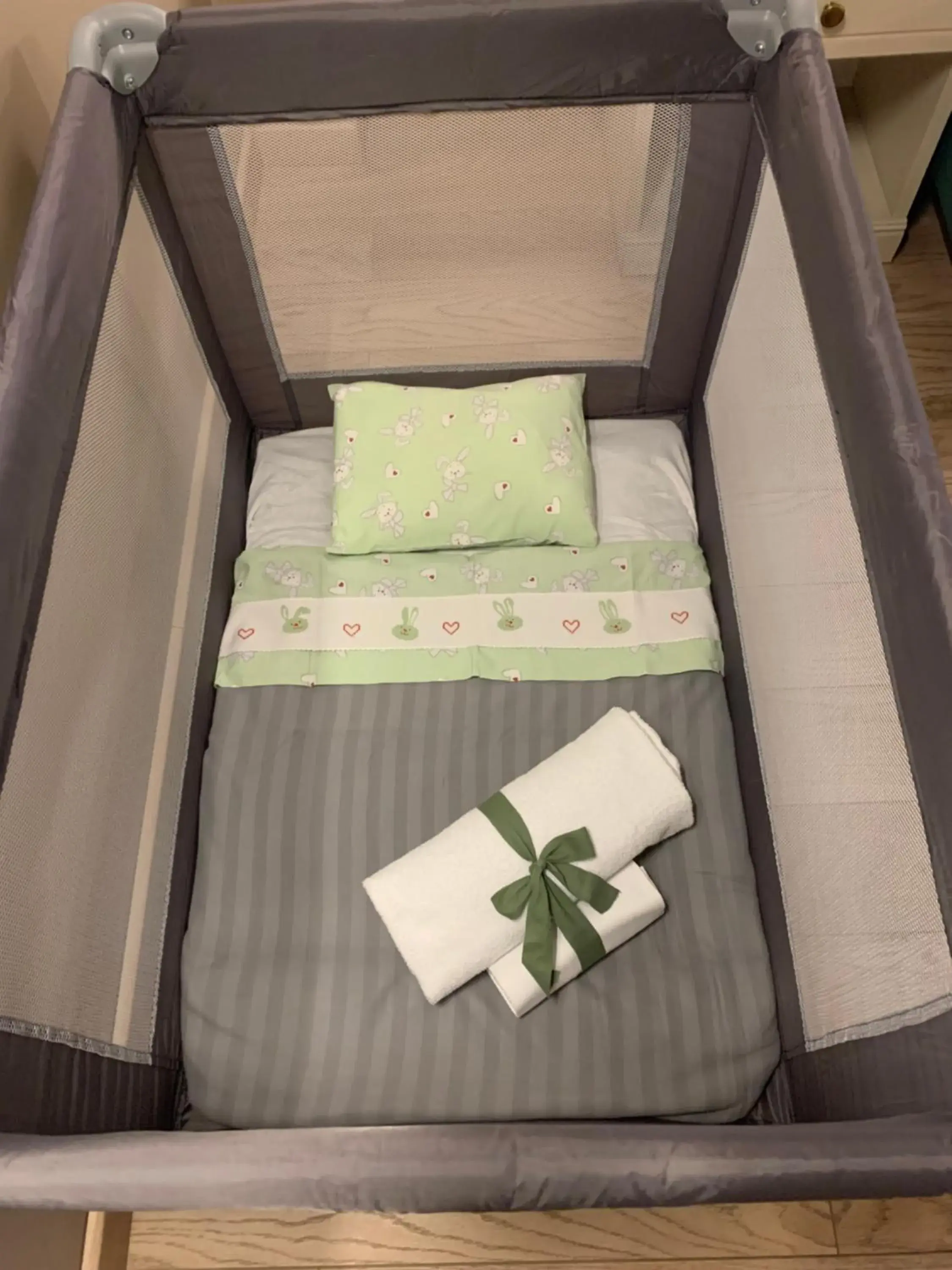 Decorative detail, Bed in Hotel Santa Maura Decorative detail, Bed in Hotel Santa Maura