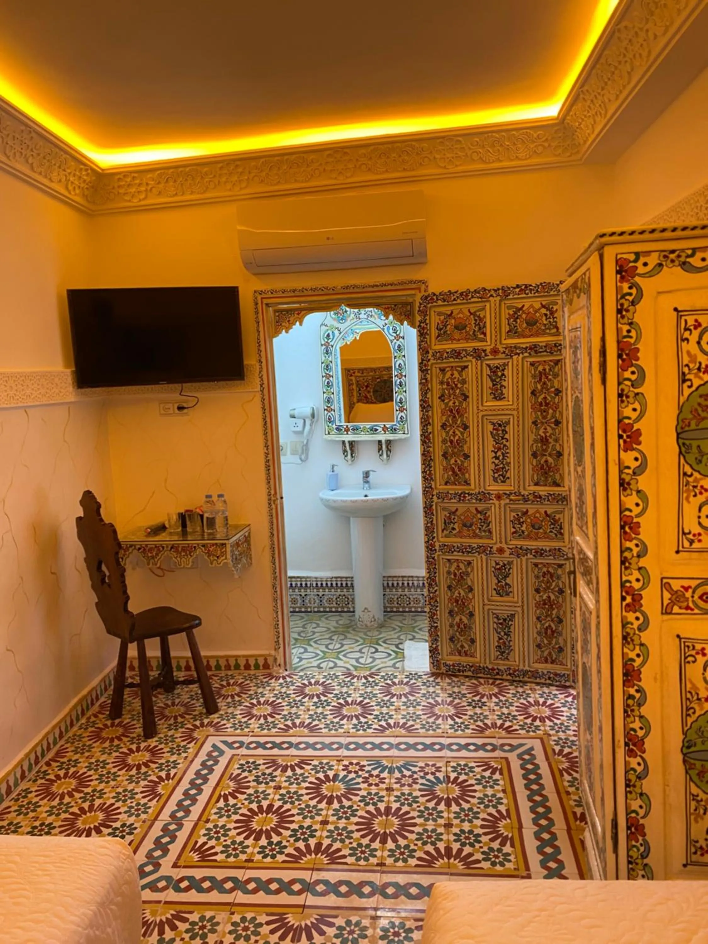 TV and multimedia, Bed in Riad Las Mil y una Noches Tetuan