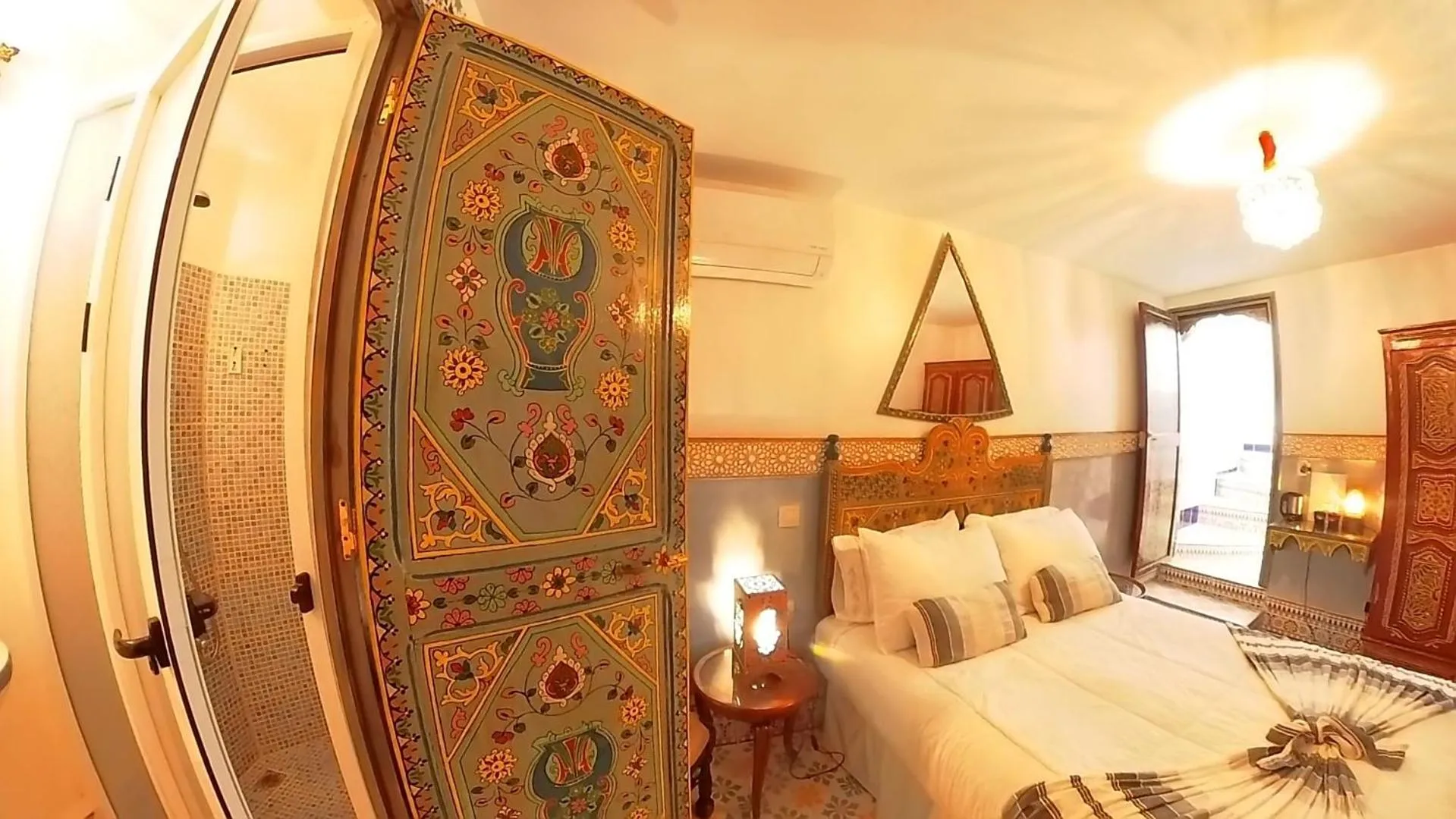 Bed in Riad Las Mil y una Noches Tetuan