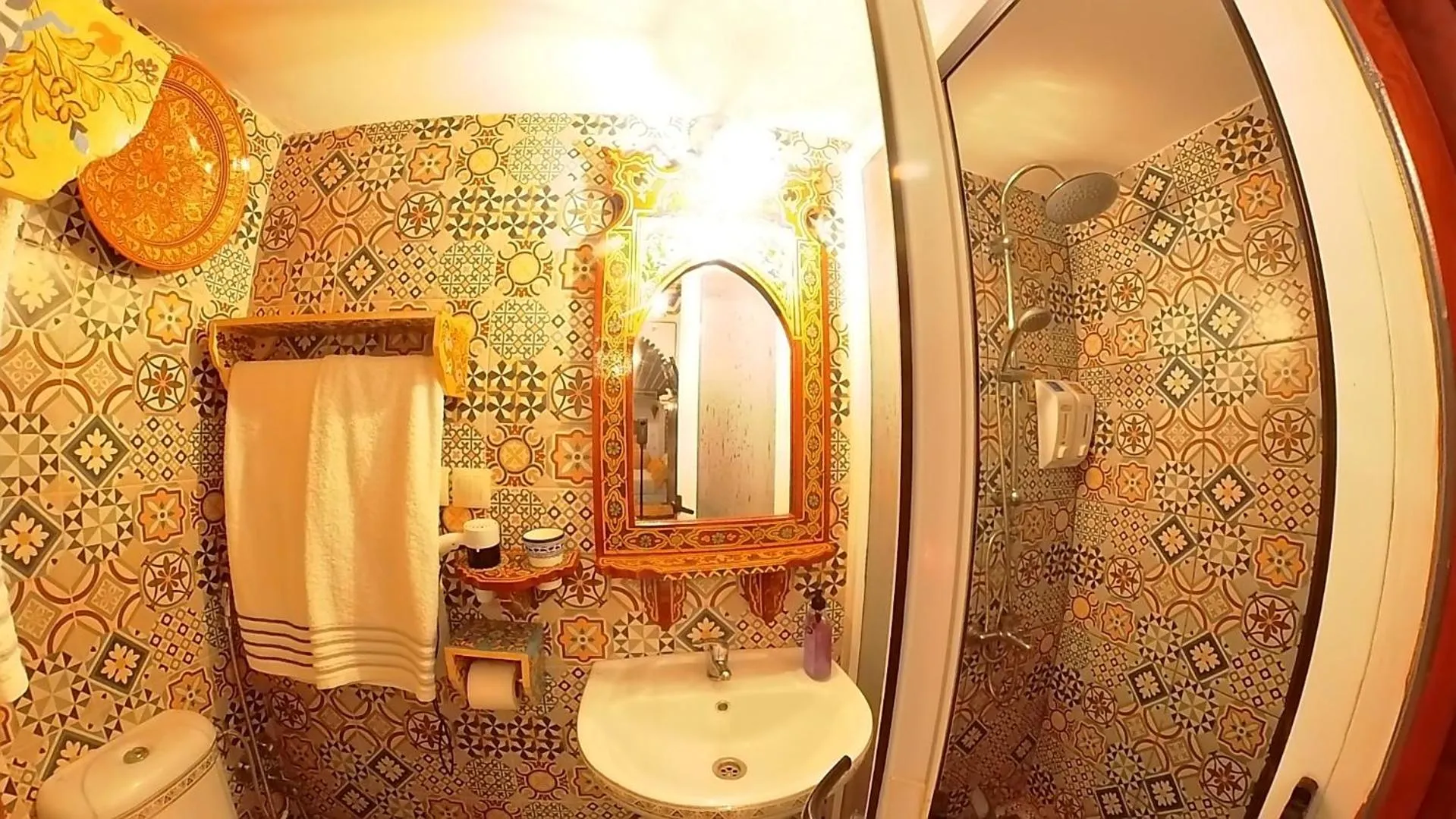 Bathroom in Riad Las Mil y una Noches Tetuan