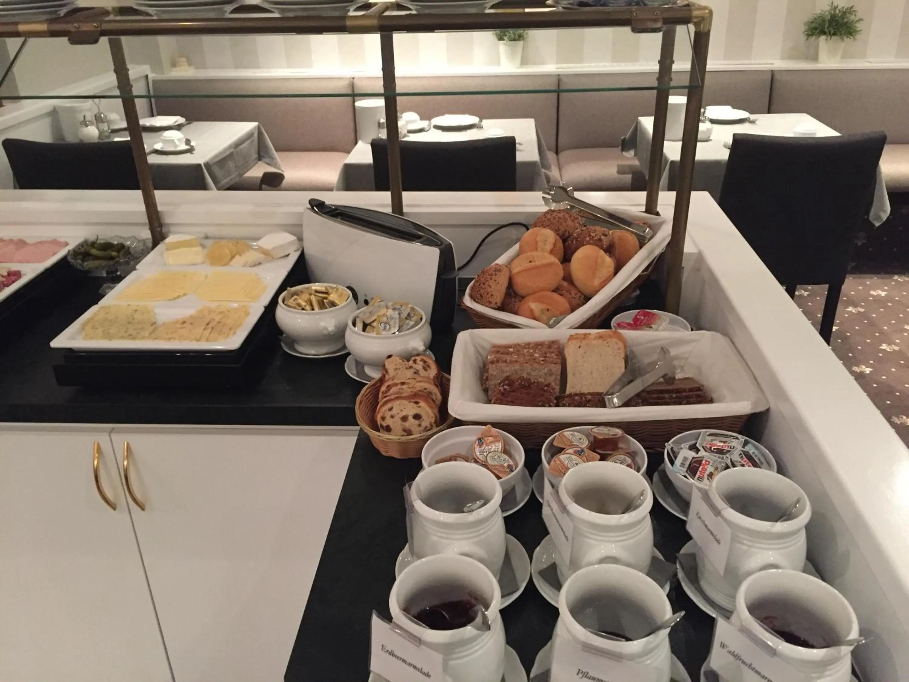 Breakfast in Kurhaus Hotel