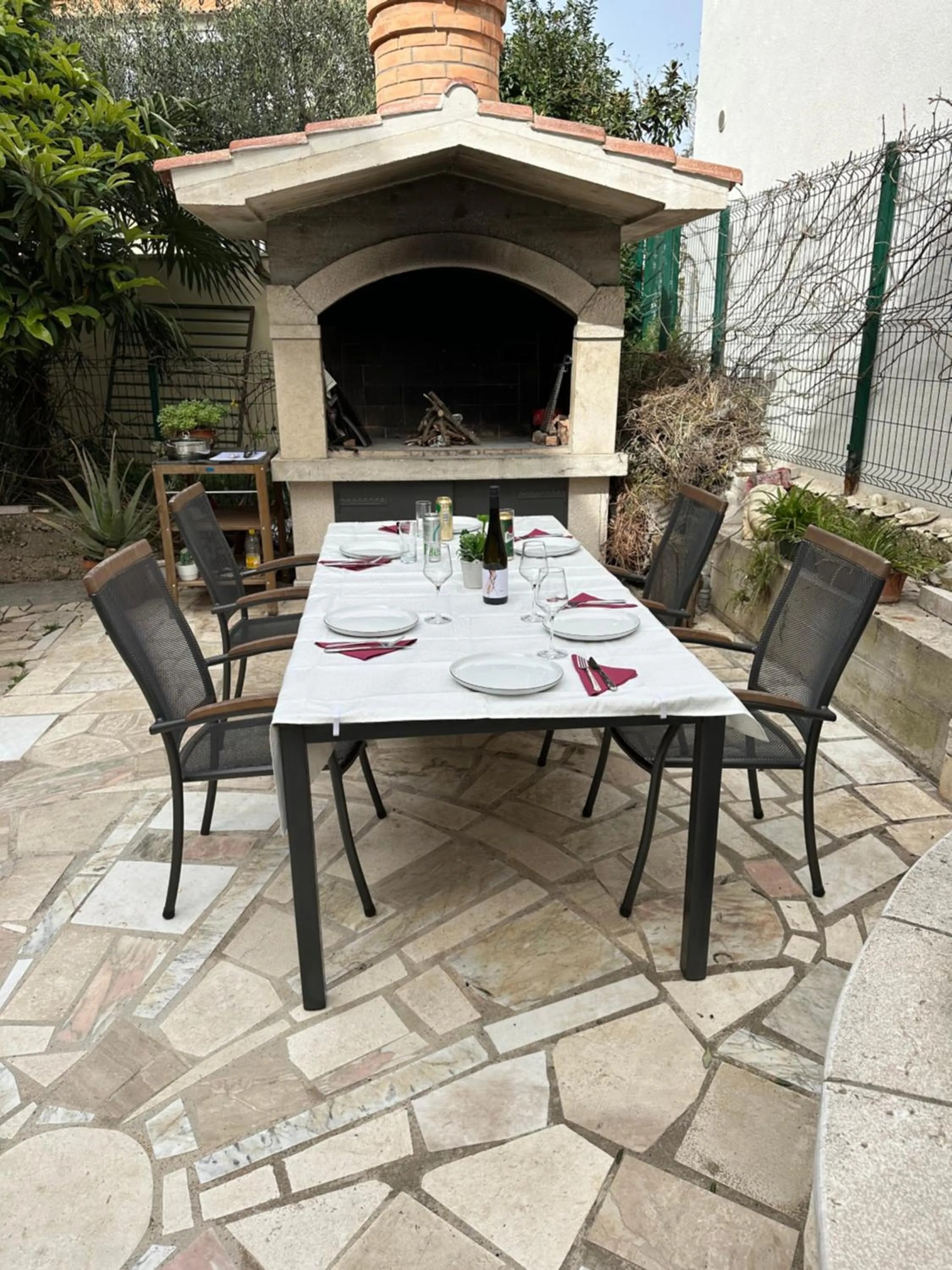 Patio in Split Industrial Design Rooms