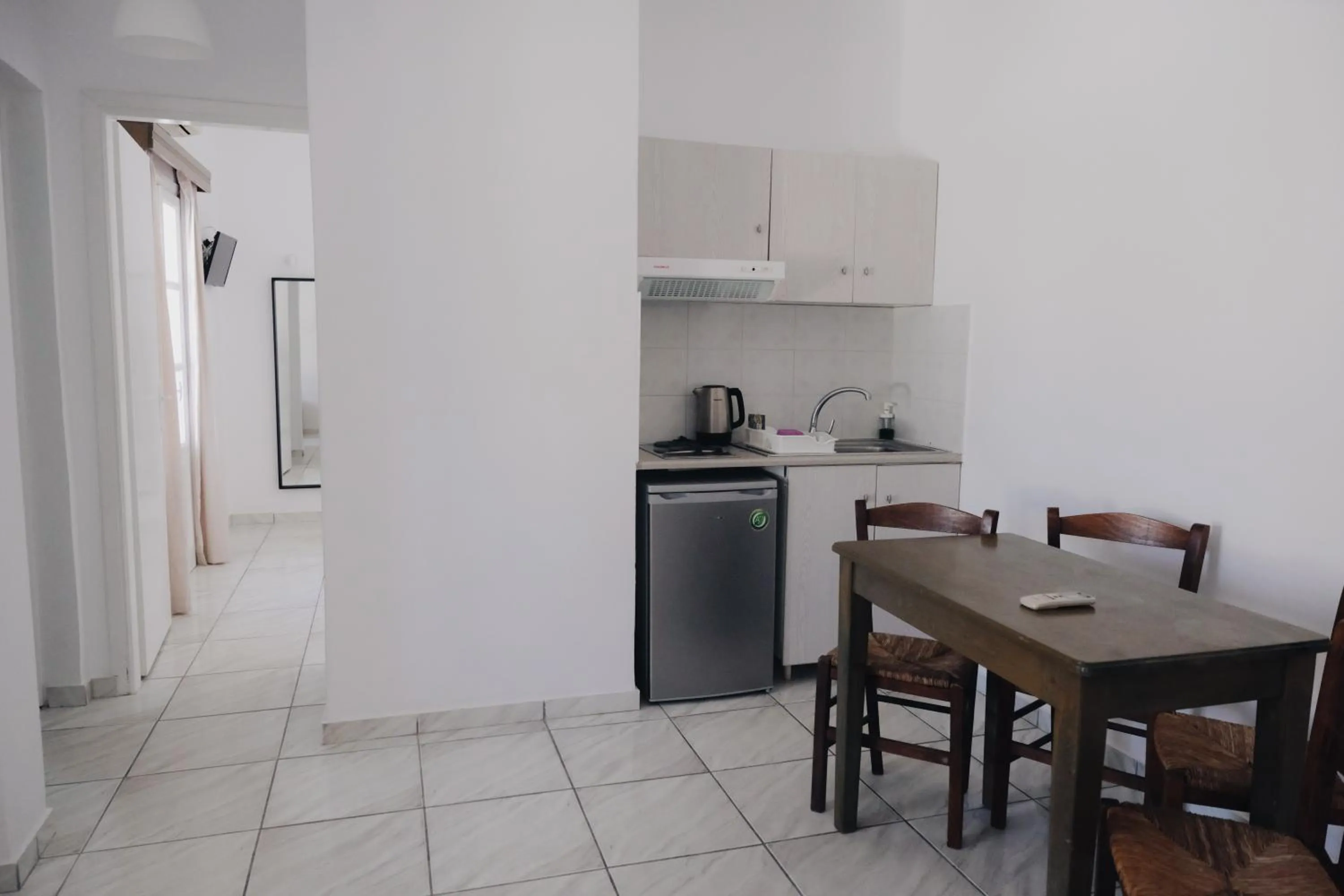 Paradise Apartments Studios