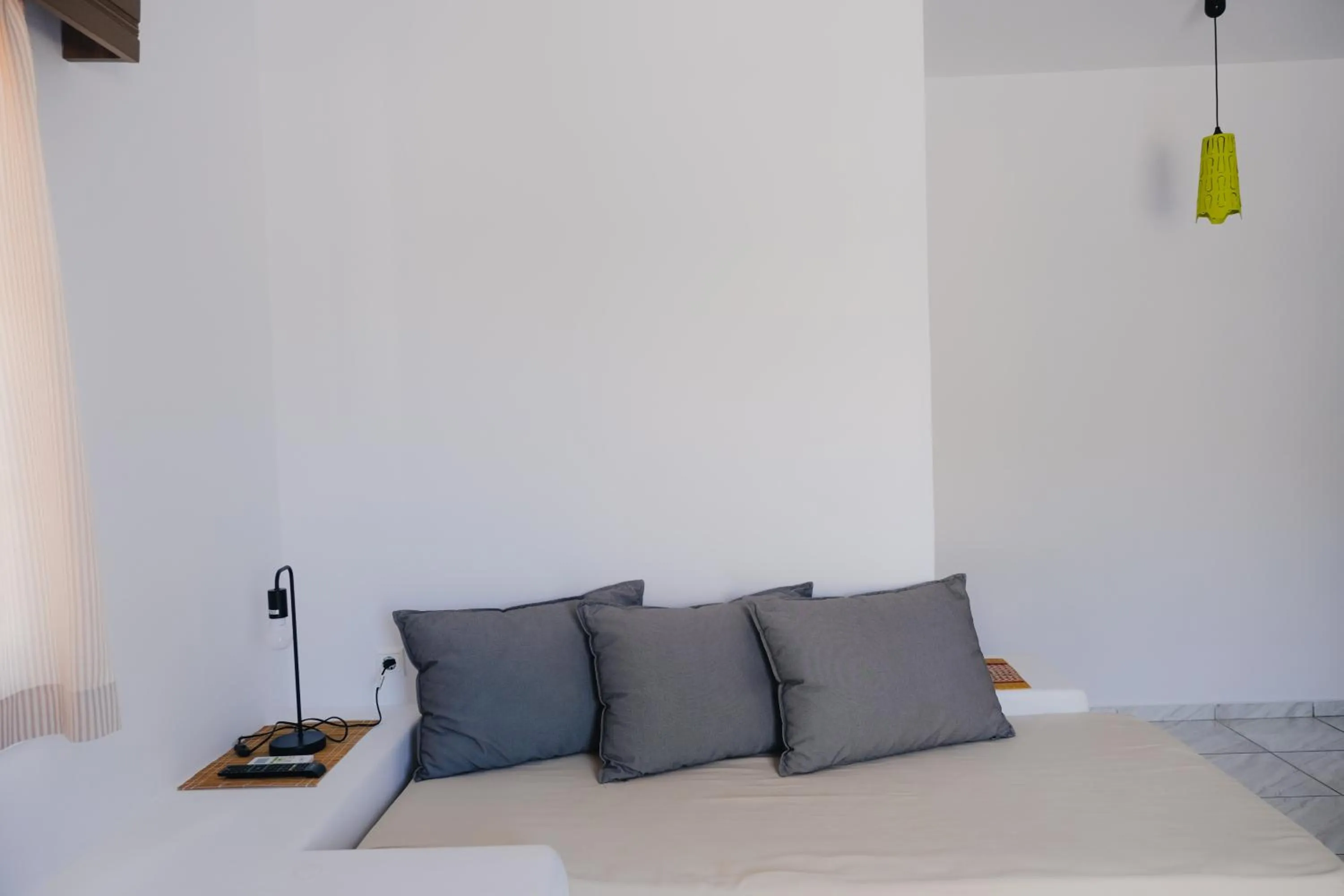 Paradise Apartments Studios