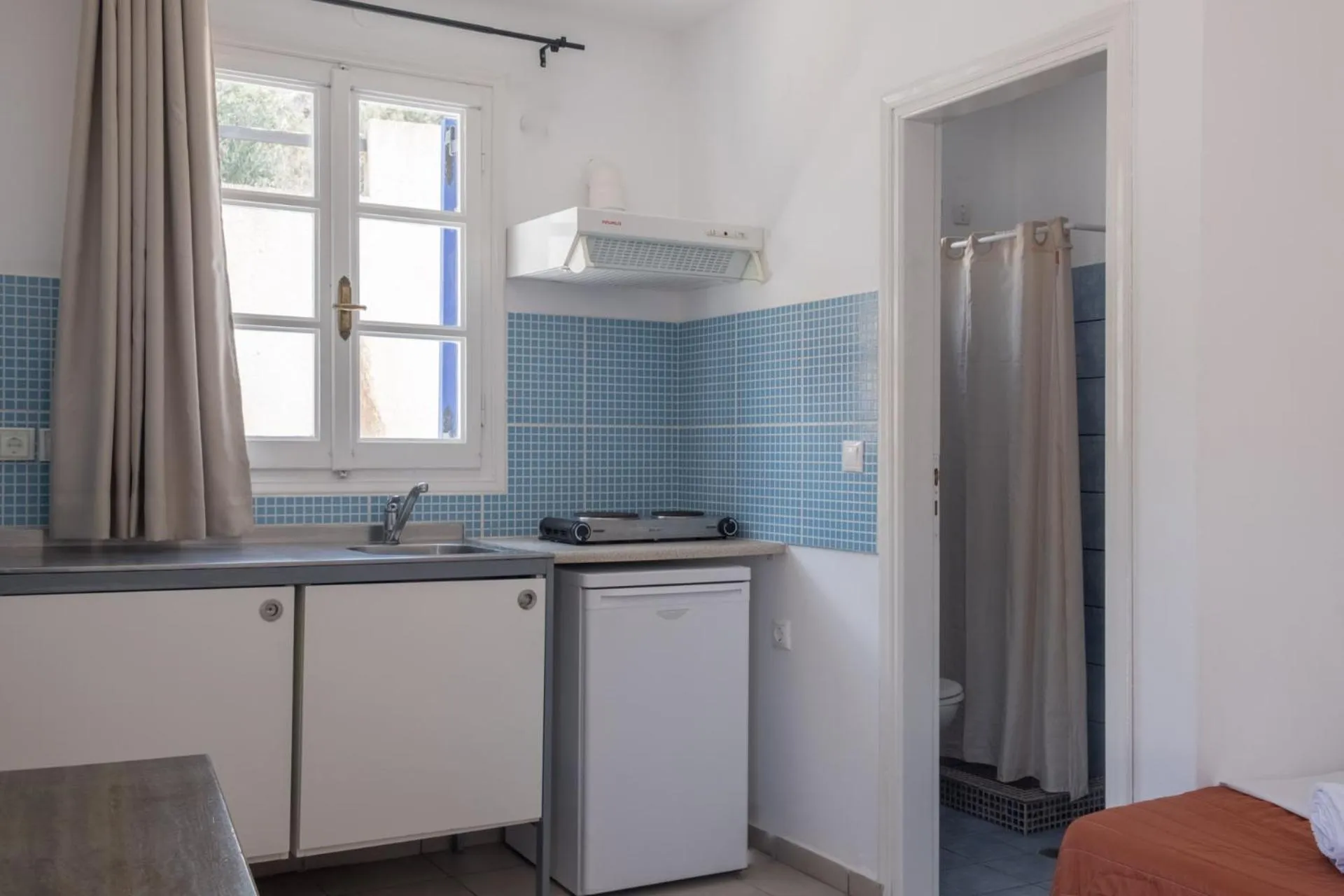 Paradise Apartments Studios