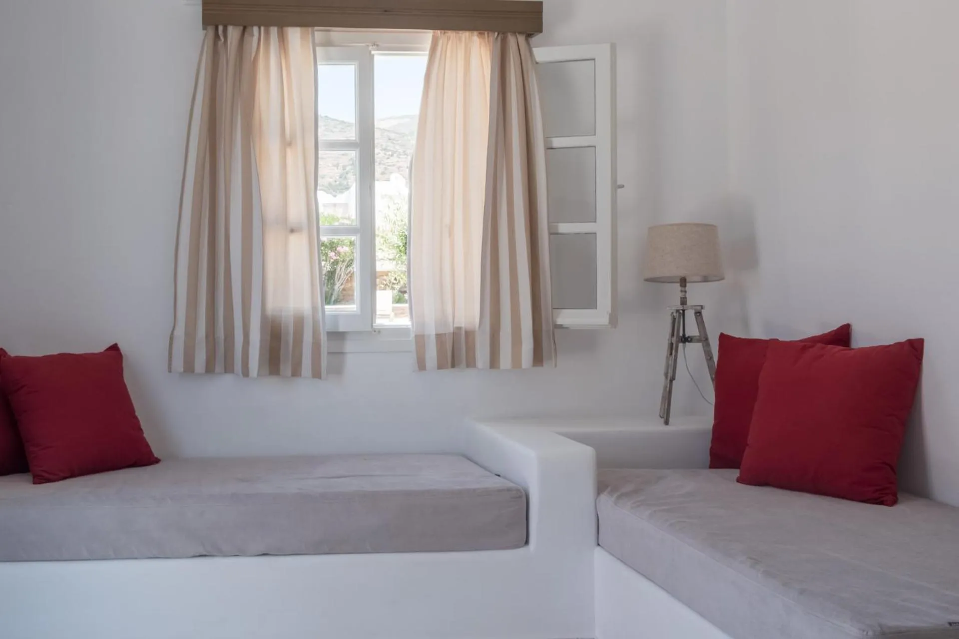 Bed in Paradise Apartments Studios