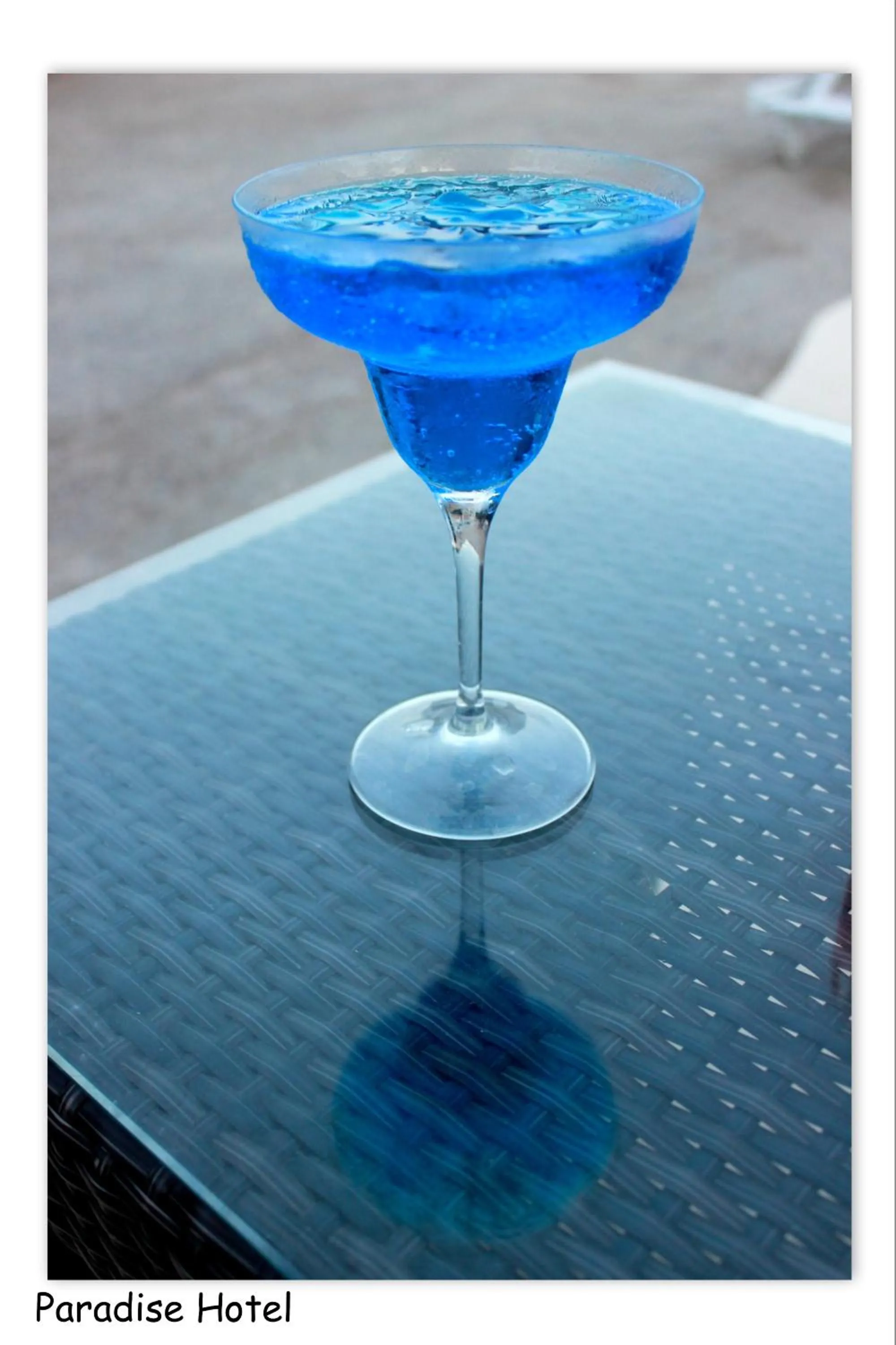 Alcoholic drinks in Paradise Apartments Studios