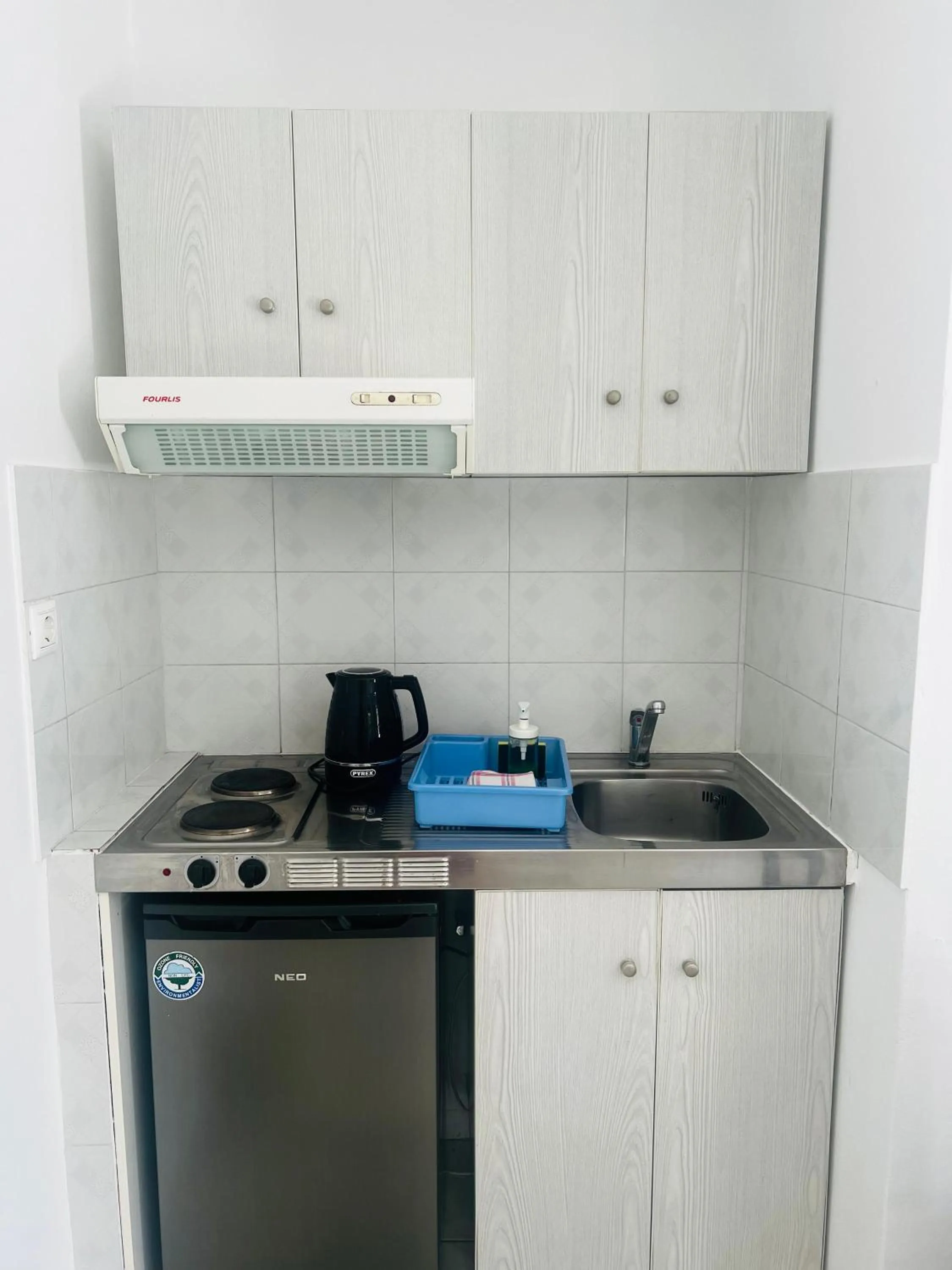 Paradise Apartments Studios