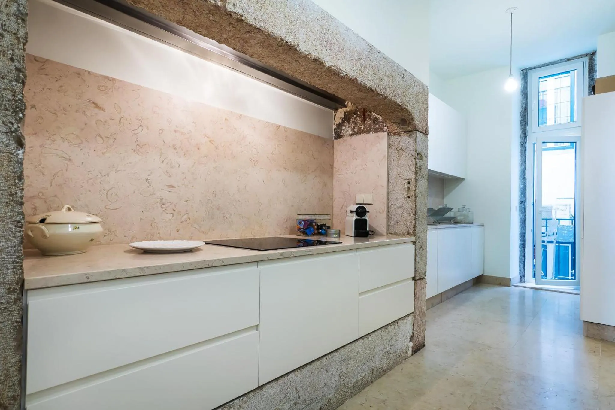 Kitchen or kitchenette in Santa Justa Prime Guesthouse