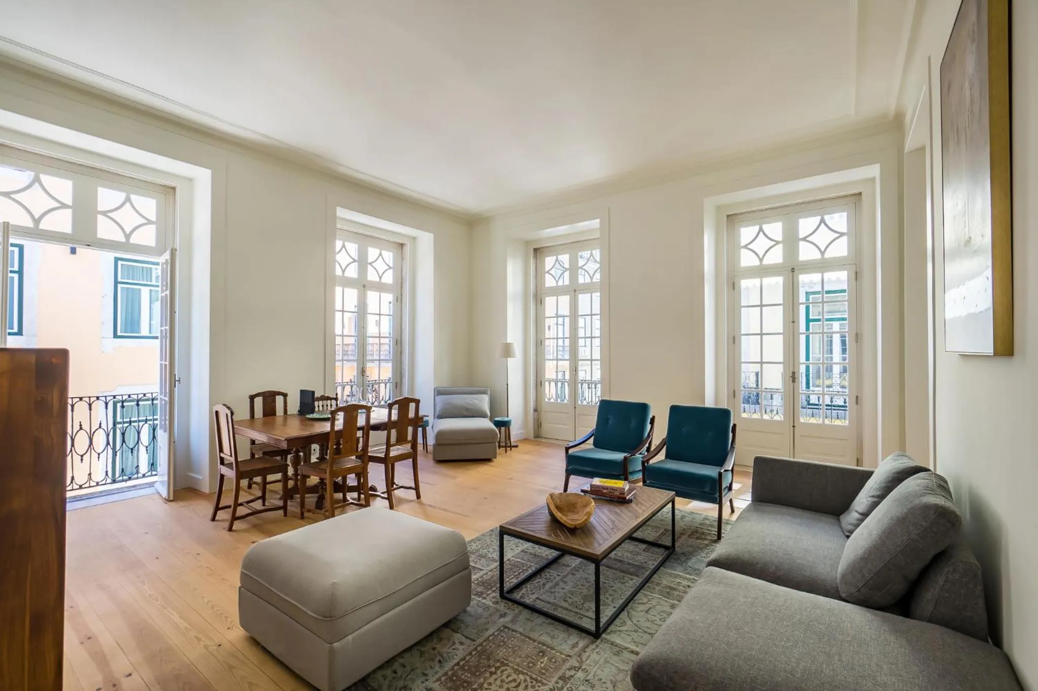 Communal lounge/ TV room in Santa Justa Prime Guesthouse