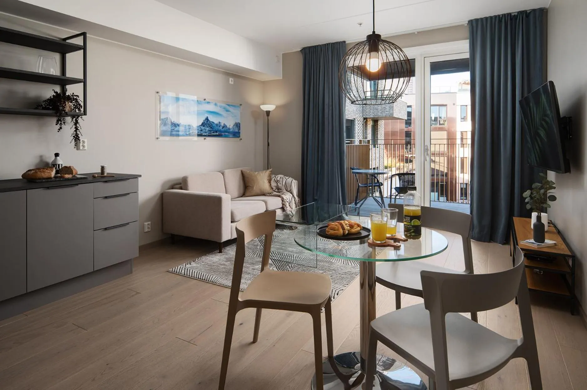 TV and multimedia in BJØRVIKA APARTMENTS, Opera Area, Oslo city center