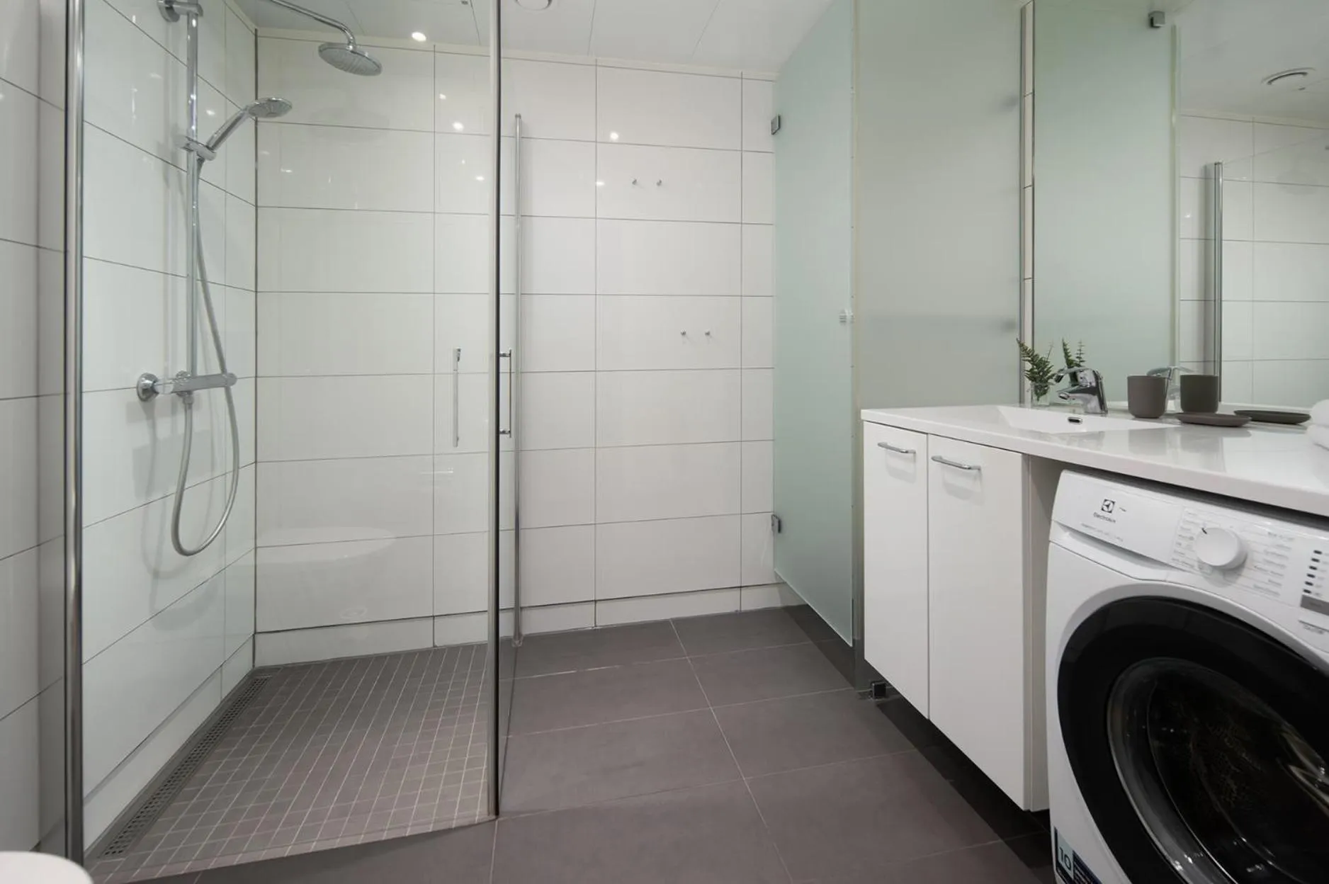 Bathroom in BJØRVIKA APARTMENTS, Opera Area, Oslo city center